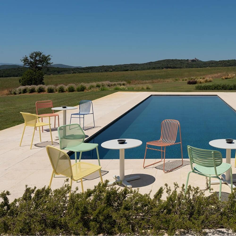 Emu Darwin Kollu Sandalye