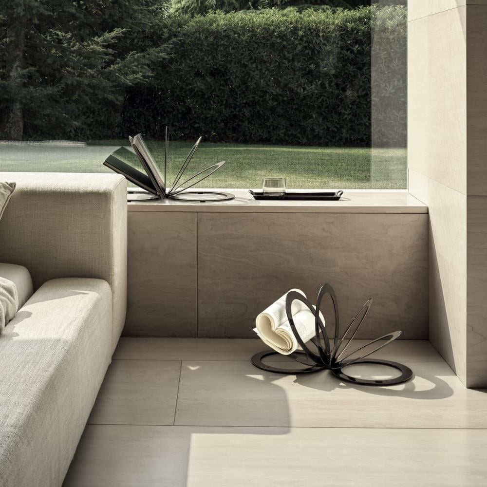 Fan Dergi Rafı- Frame Black (M055)