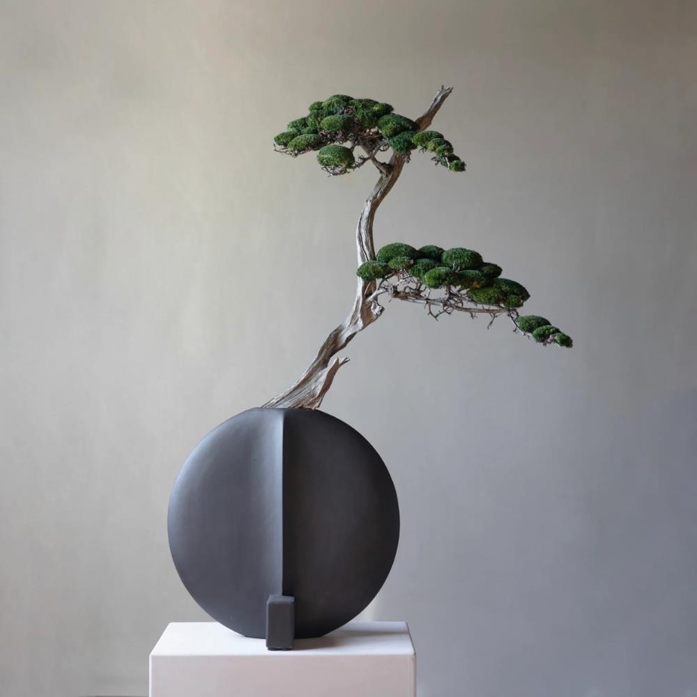 Guggenheim Vazo - Big - Coffee