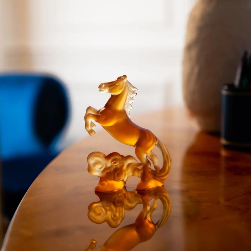 Horoscope At Heykeli - Amber