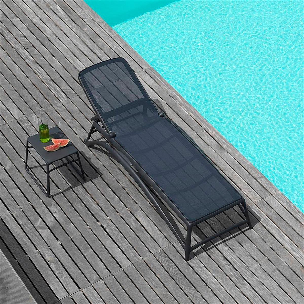 Nardi Atlantico - Pop Anthracite Sehpa ve İstiflenebilir Şezlong Takımı