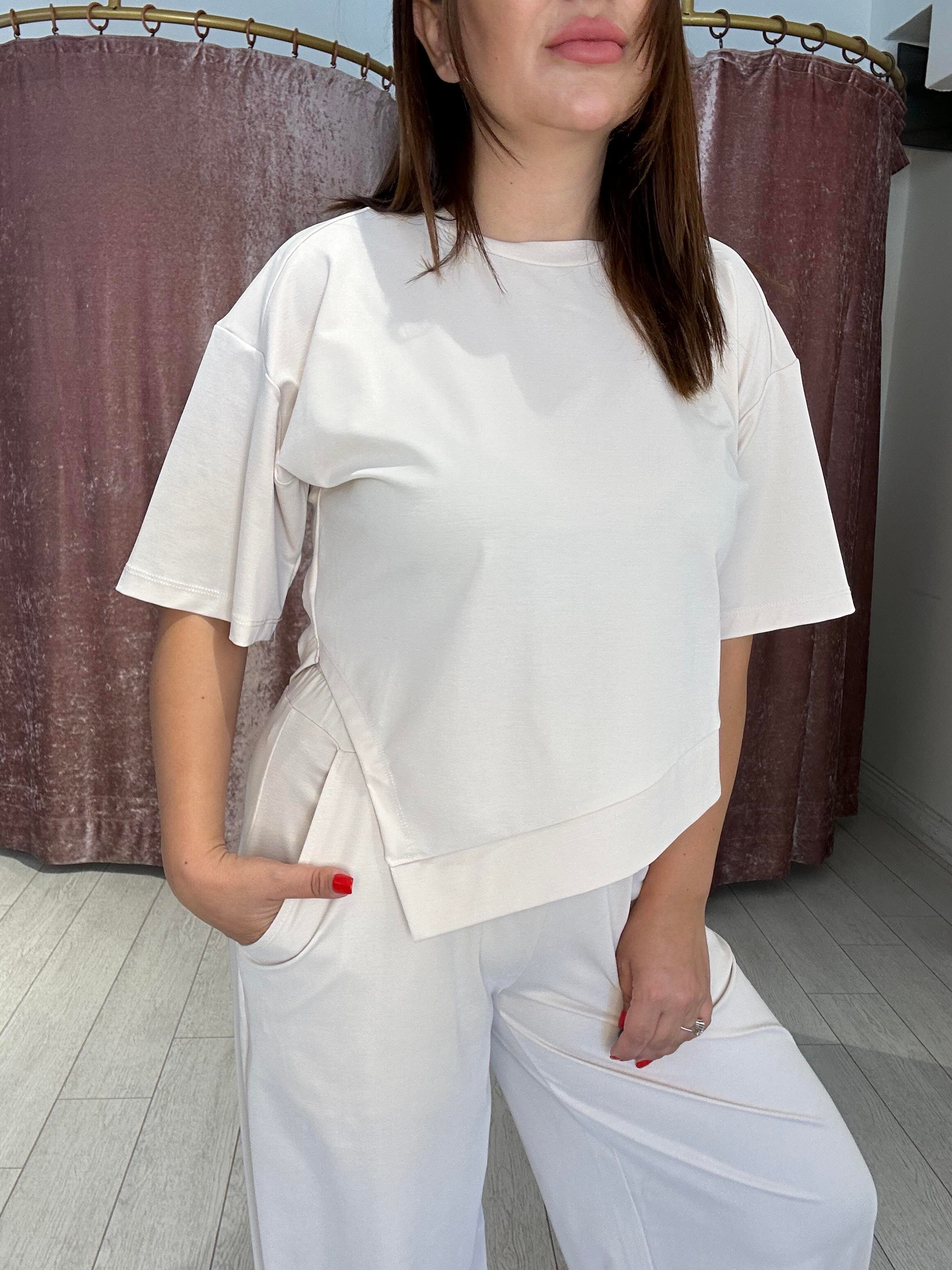 Asimetrik Kesim Tişört Pantolon Takım Bej 