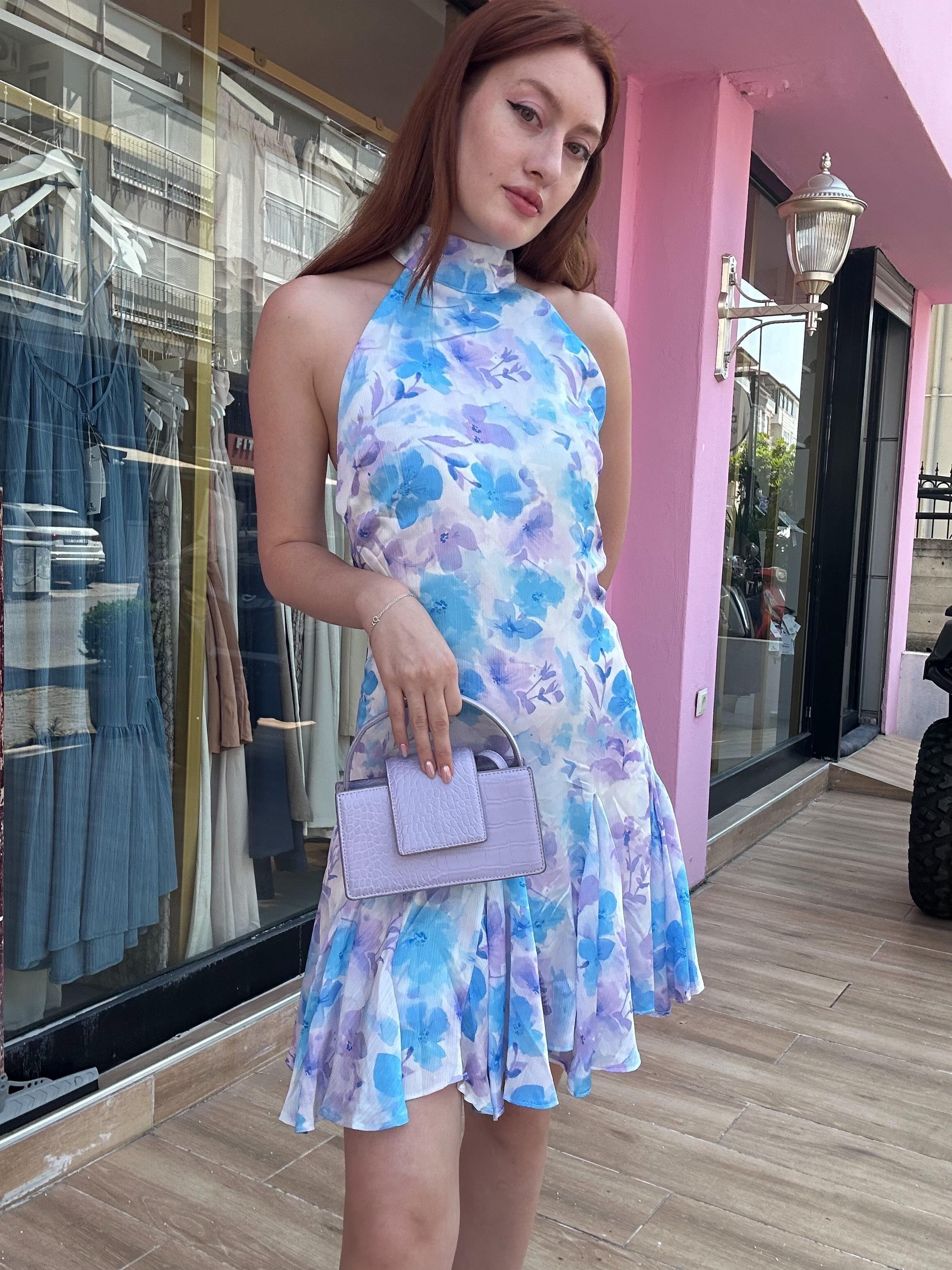 Çiçek Desenli Astarlı Elbise 