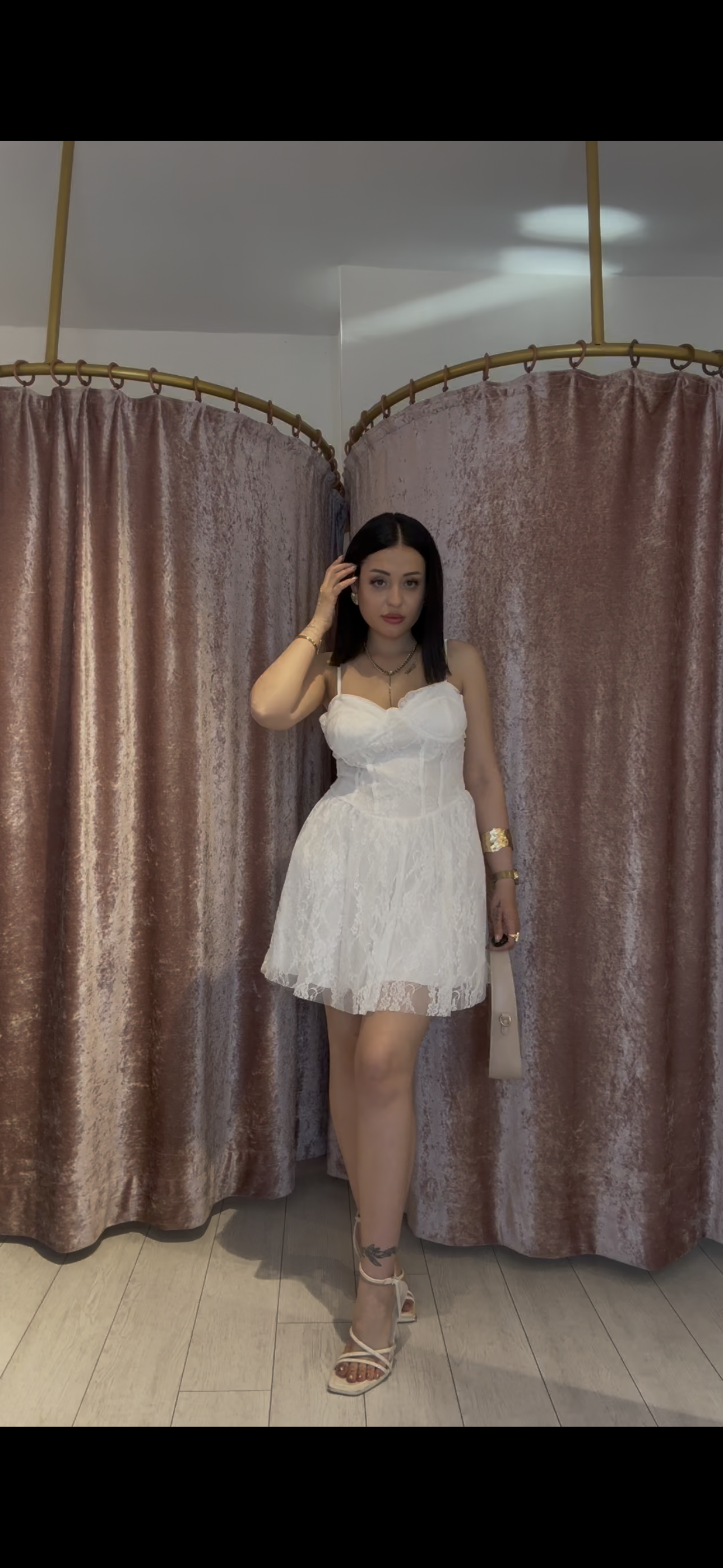 Dantel Detay Gece Elbisesi Beyaz