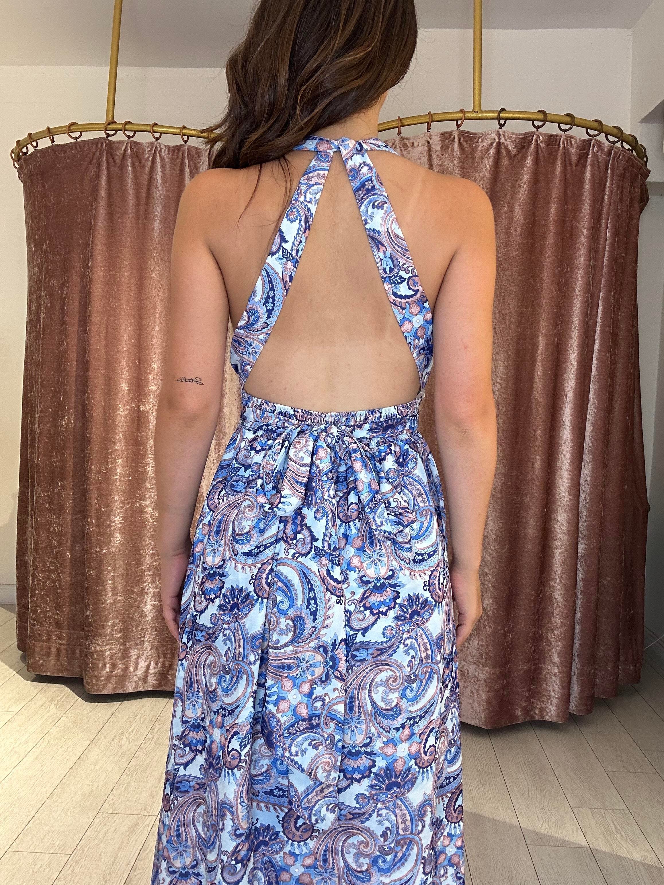 Desenli Boyundan Bağlamalı Uzun Elbise 