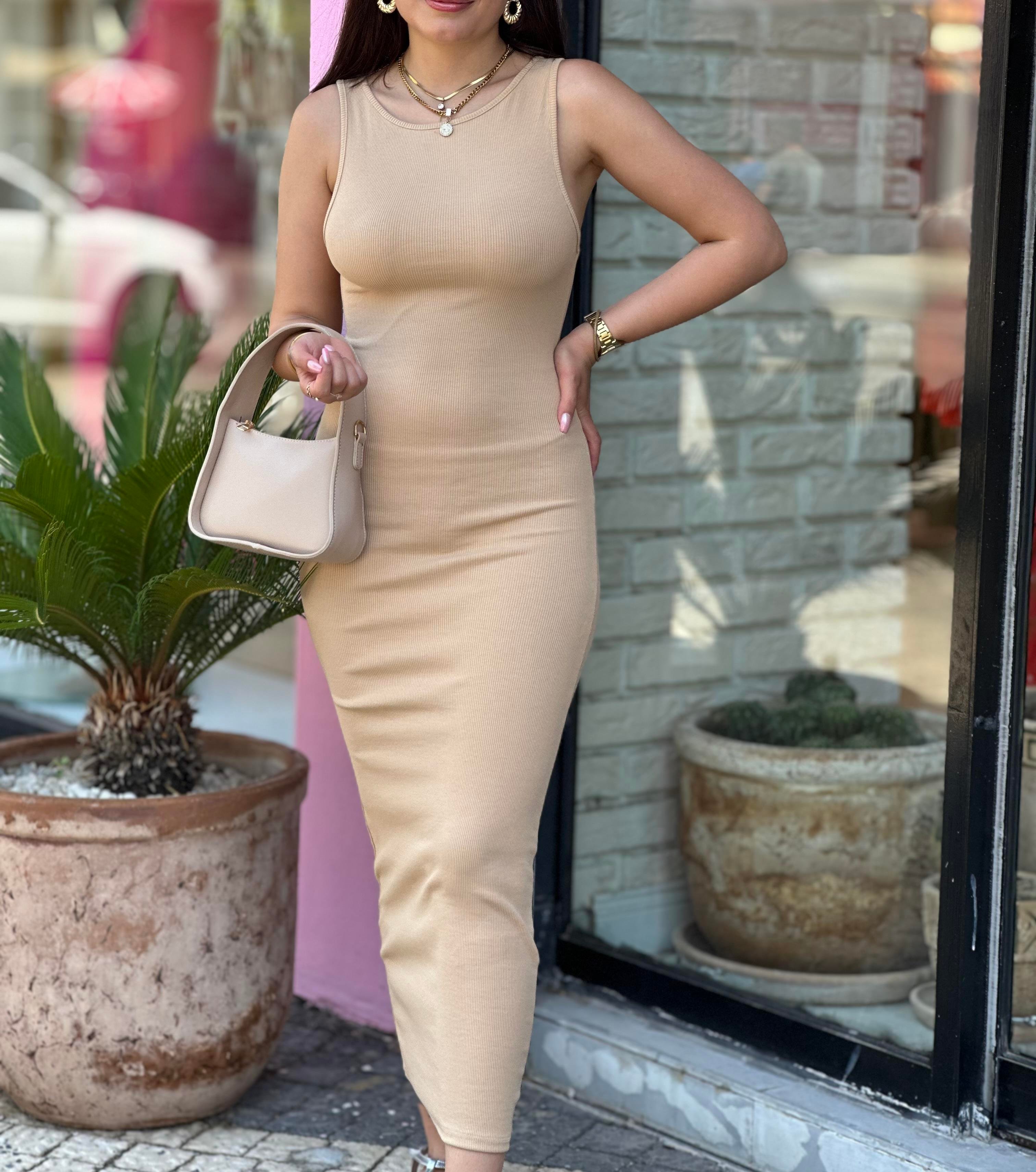 Fitilli Vücudu Saran Uzun Askılı Elbise Krem