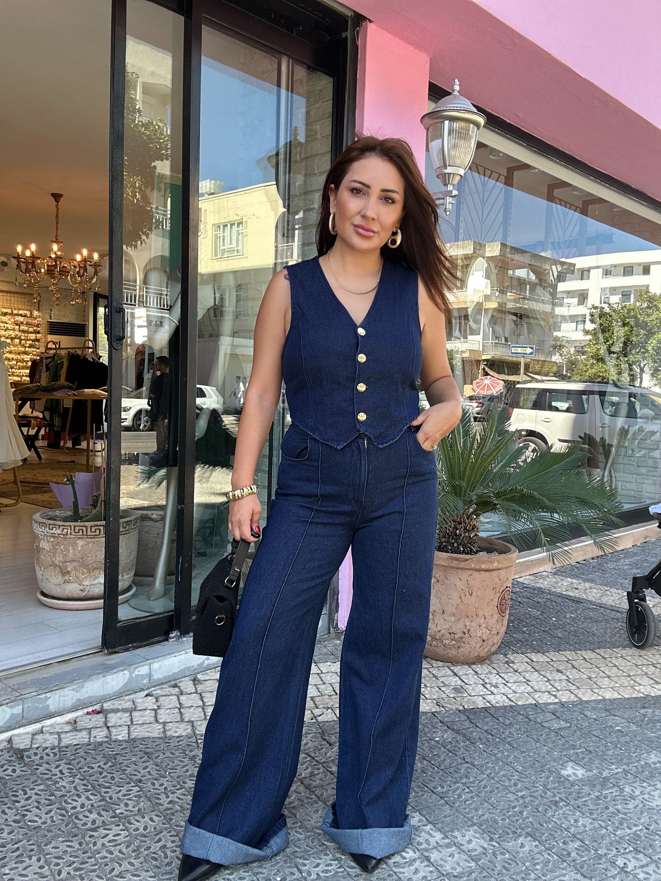 Gold Düğme Detay Yelekli Takım Lacivert 