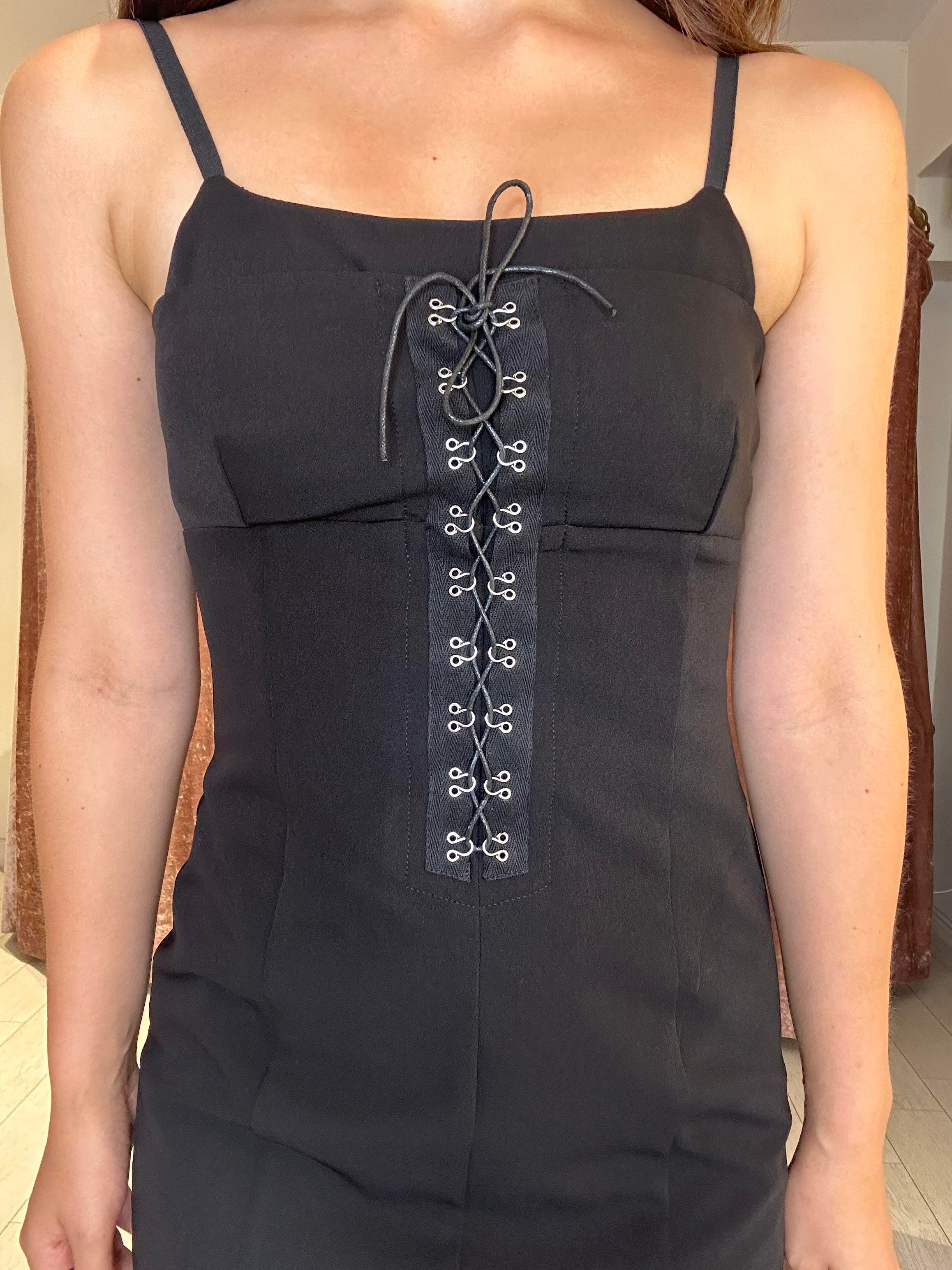 Ön Detay Lastik Kol Elbise Siyah