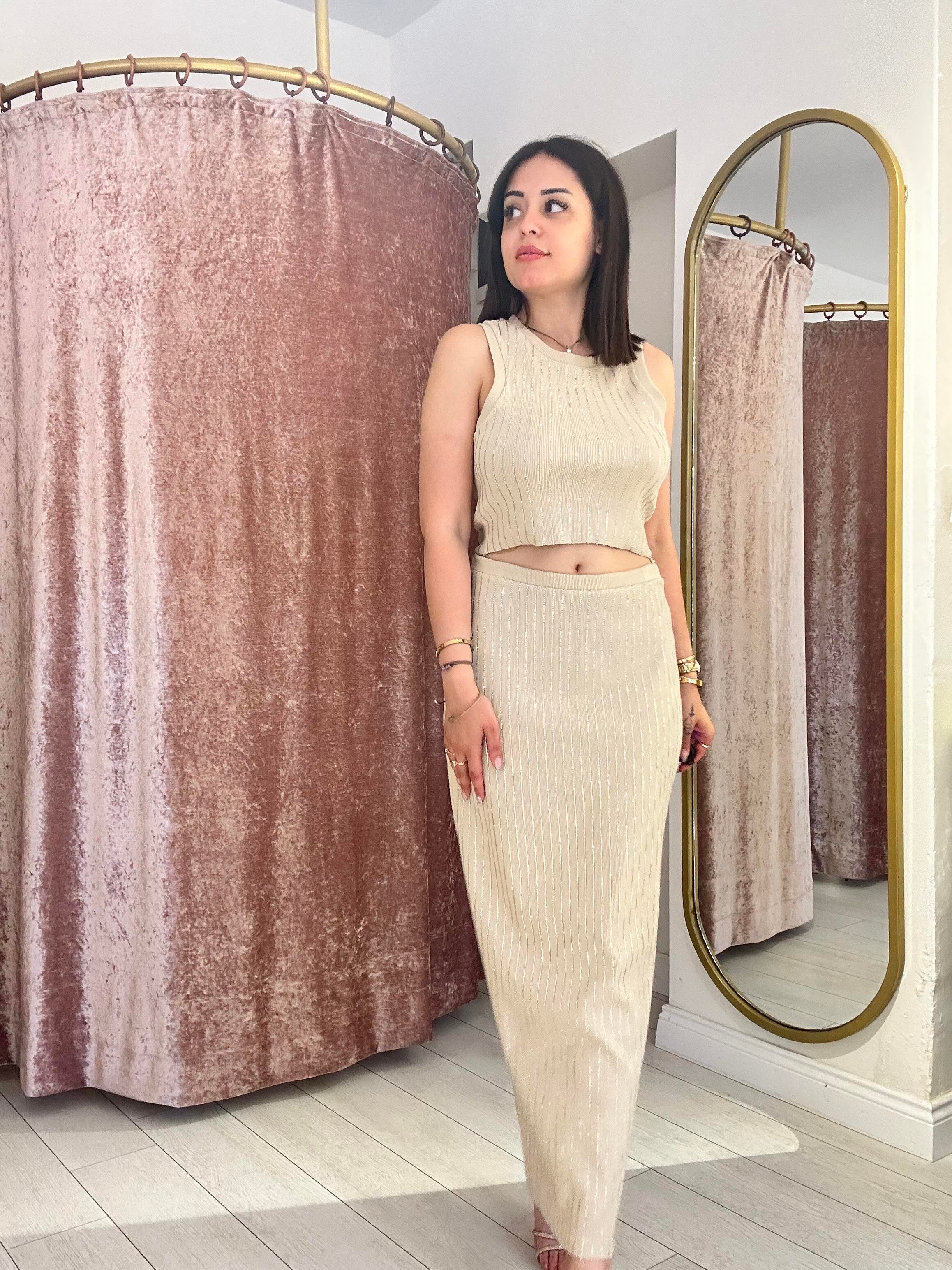 Şerit Taş Detaylı Triko Etekli Takım Bej