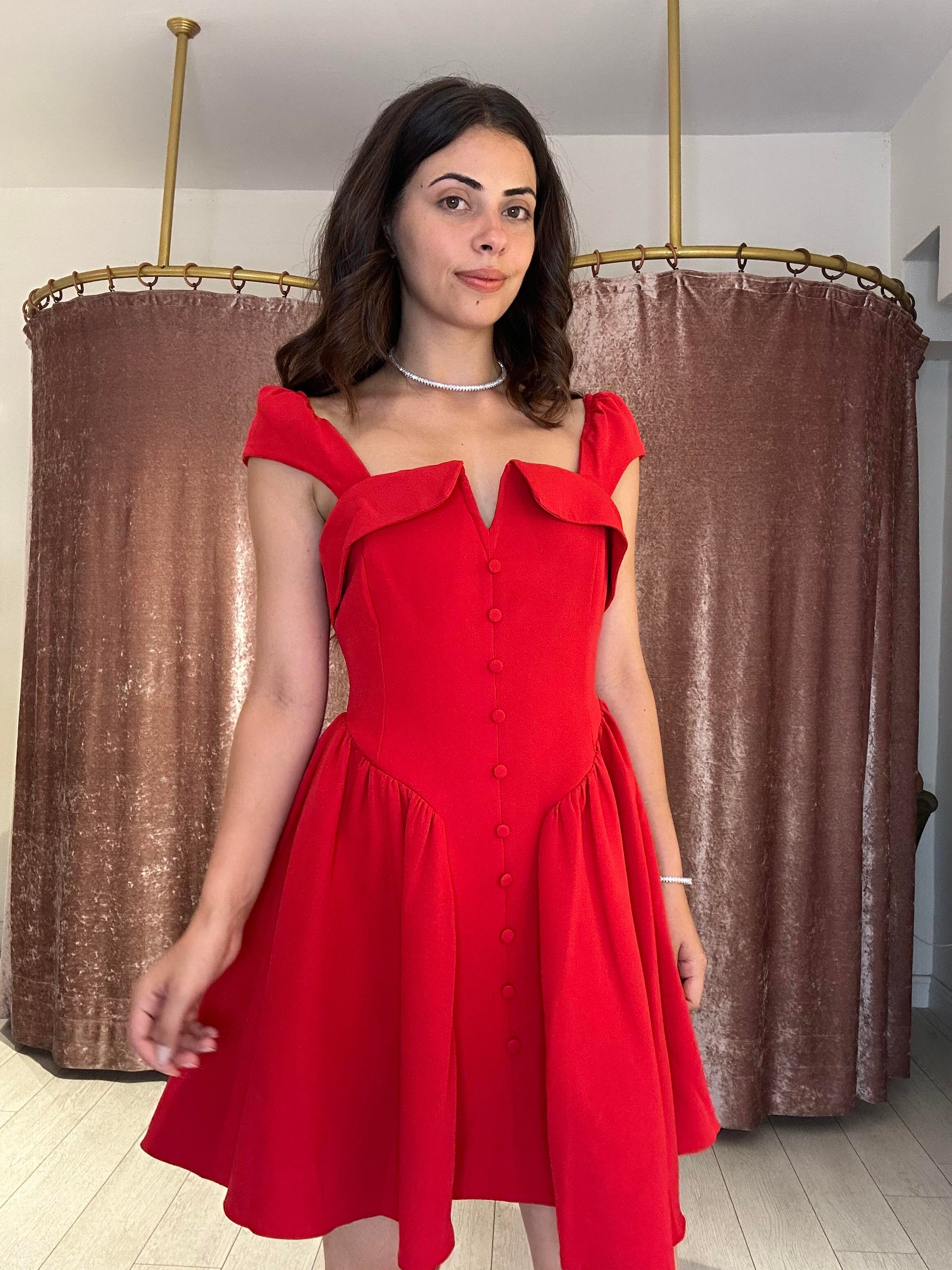 Yaka Ve Düğme Detaylı Elbise Kırmızı