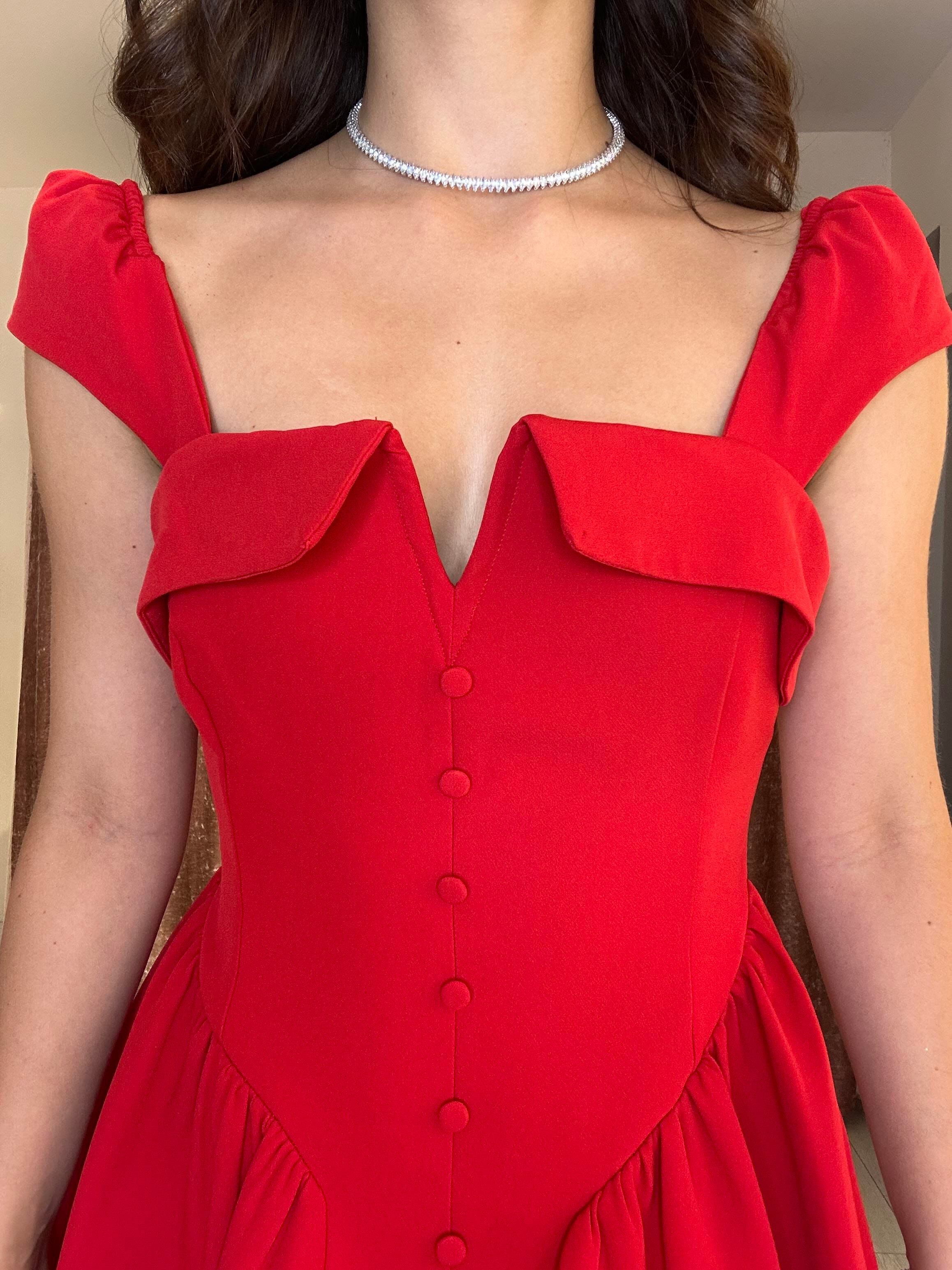 Yaka Ve Düğme Detaylı Elbise Kırmızı