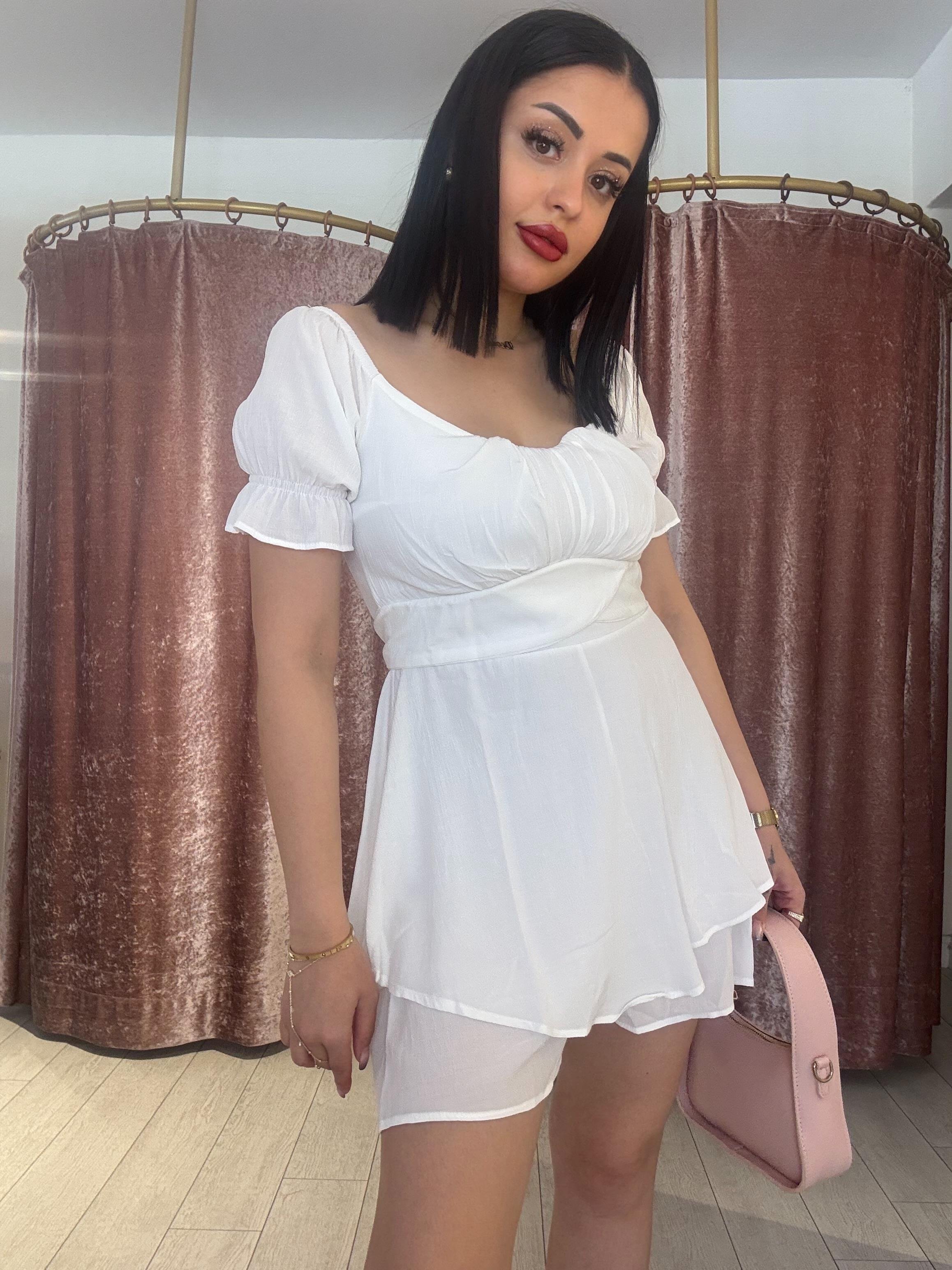 Yarım Kollu Şort Elbise Beyaz