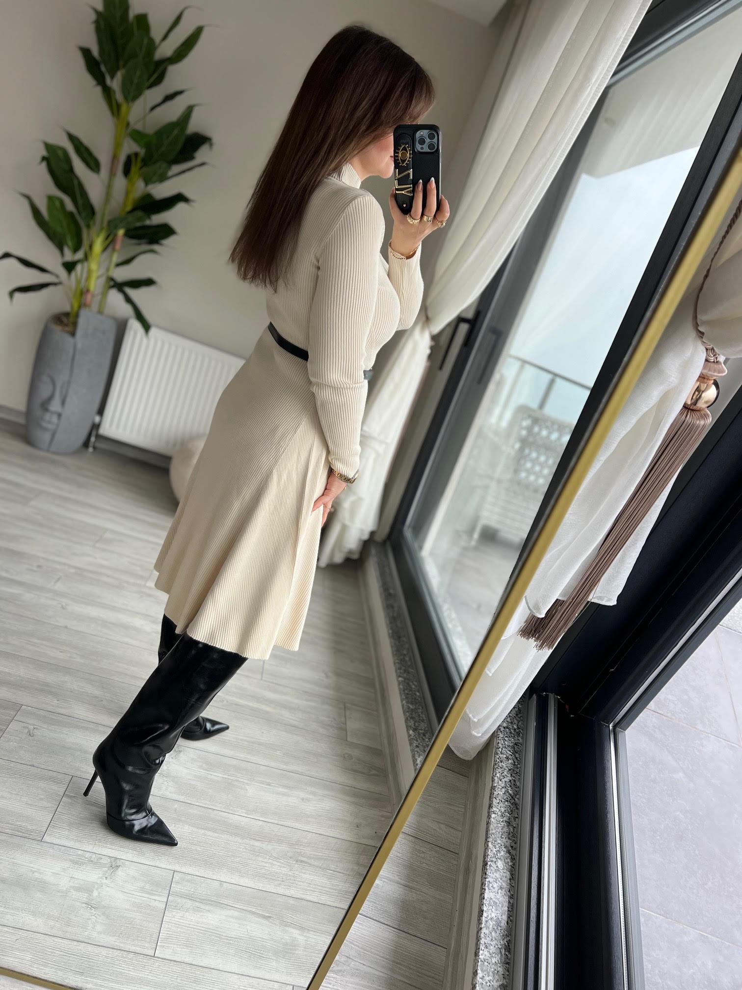 004 Kemerli Elbise EKRU