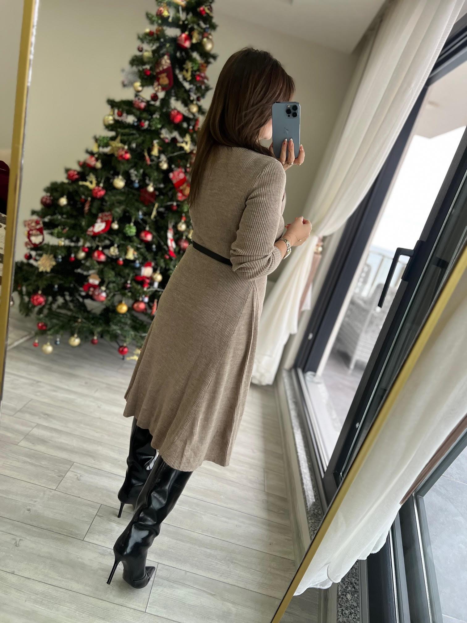 004 Kemerli Elbise VİZON