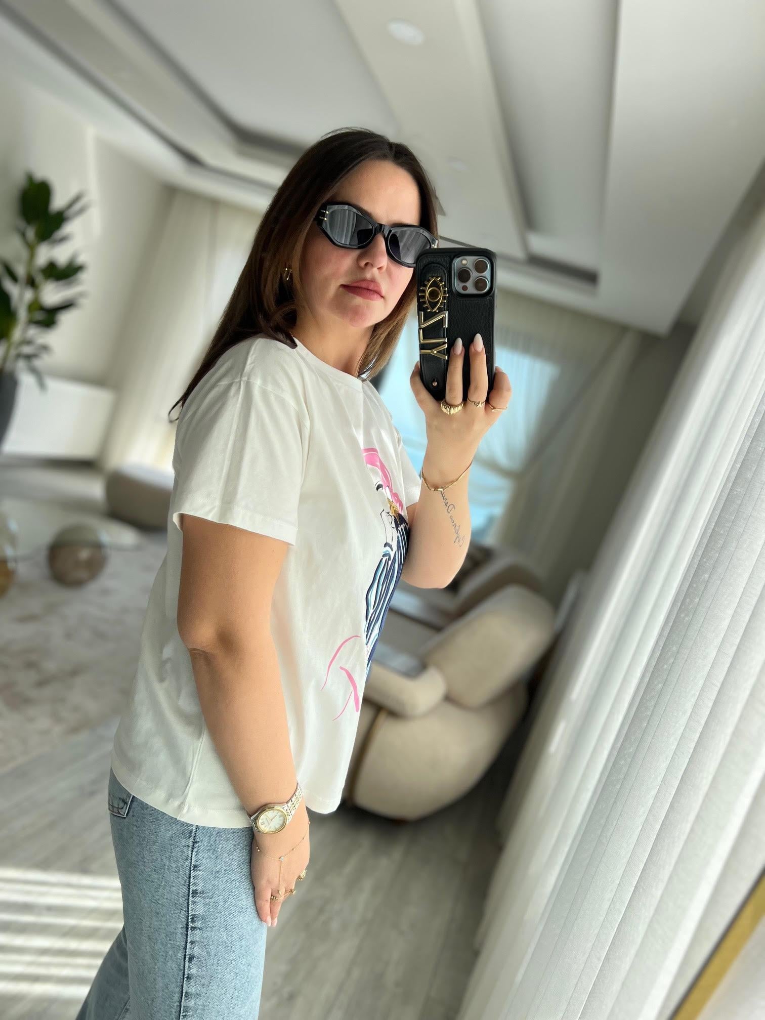0216 Kız İşlemeli Tshirt EKRU