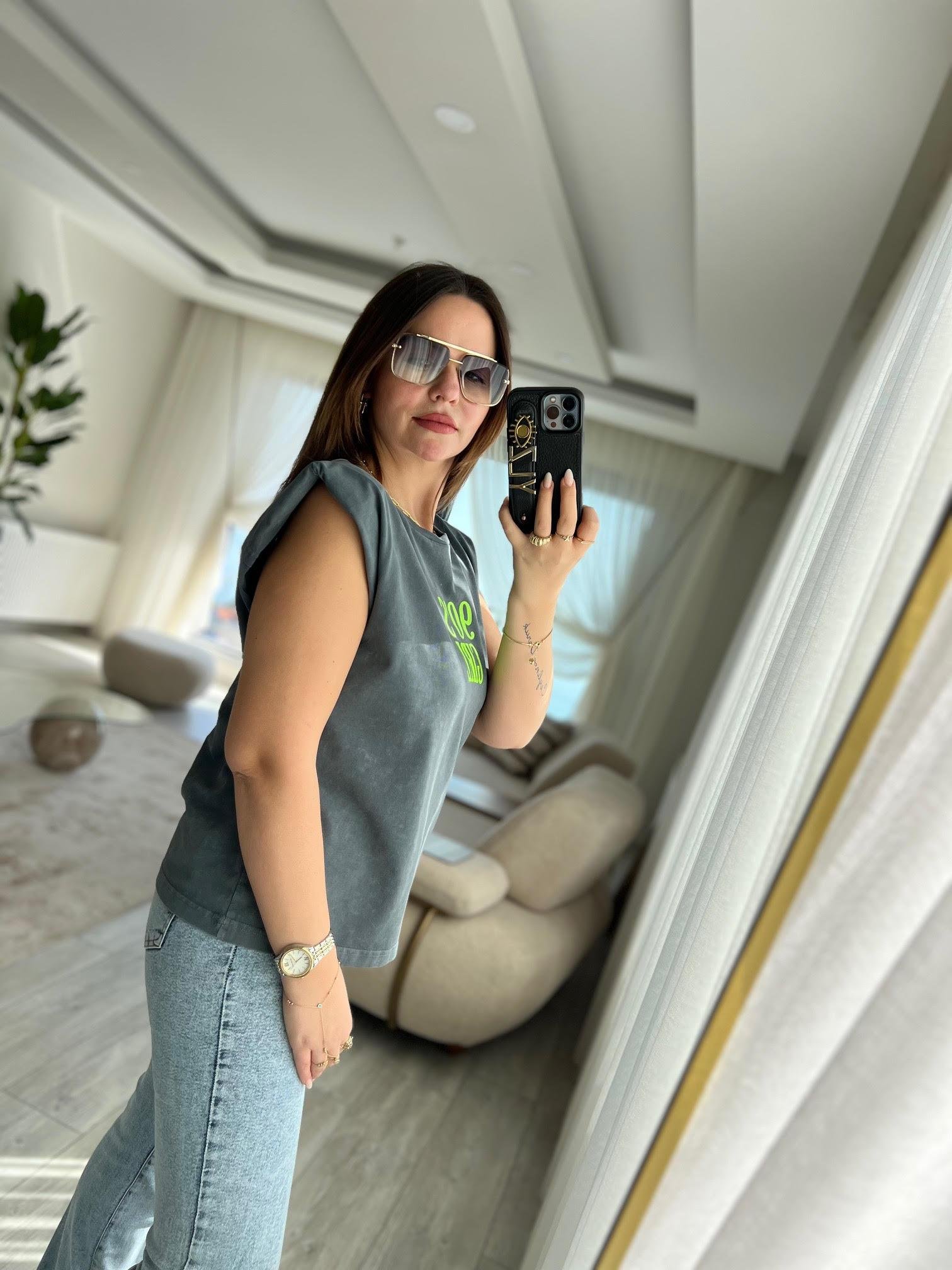0310 Baskılı Vatkalı Tshirt ANTRESİT