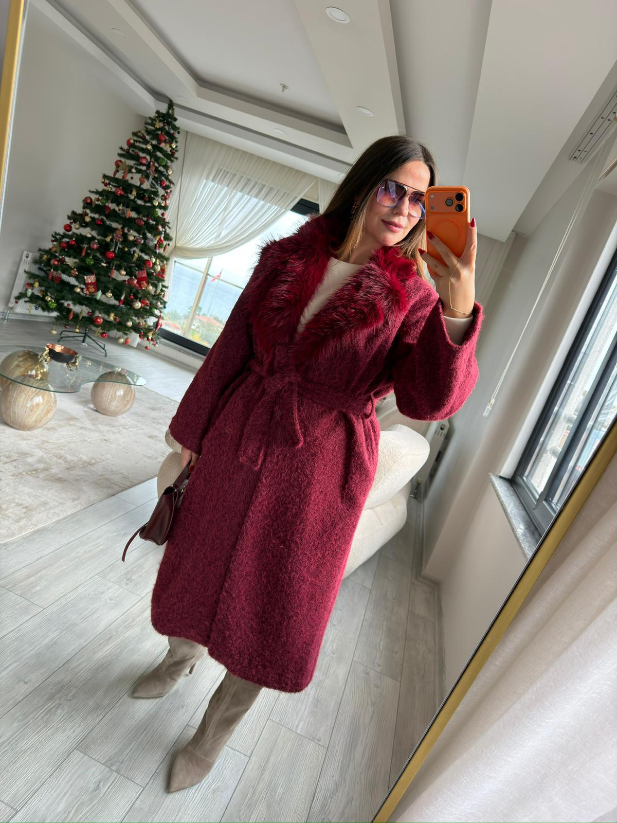 0676 Yakası Kürk Kaban BORDO