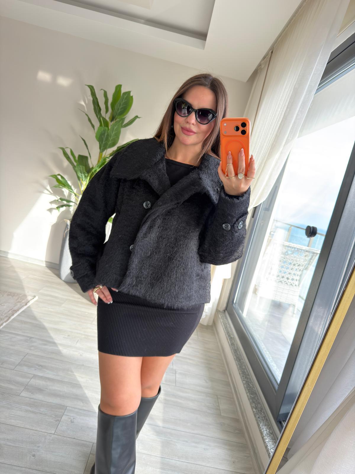 0716 Kolu Düğmeli Kaban SİYAH