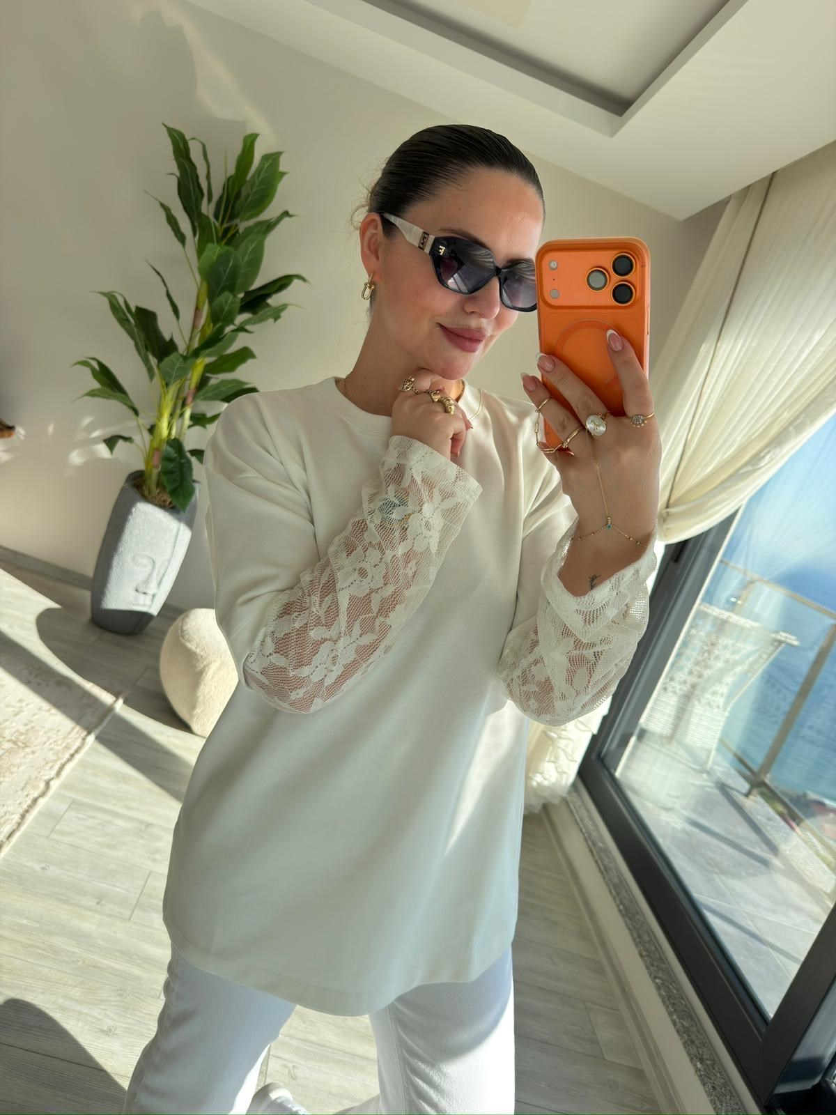 0886 Kolu Dantelli Sweat EKRU