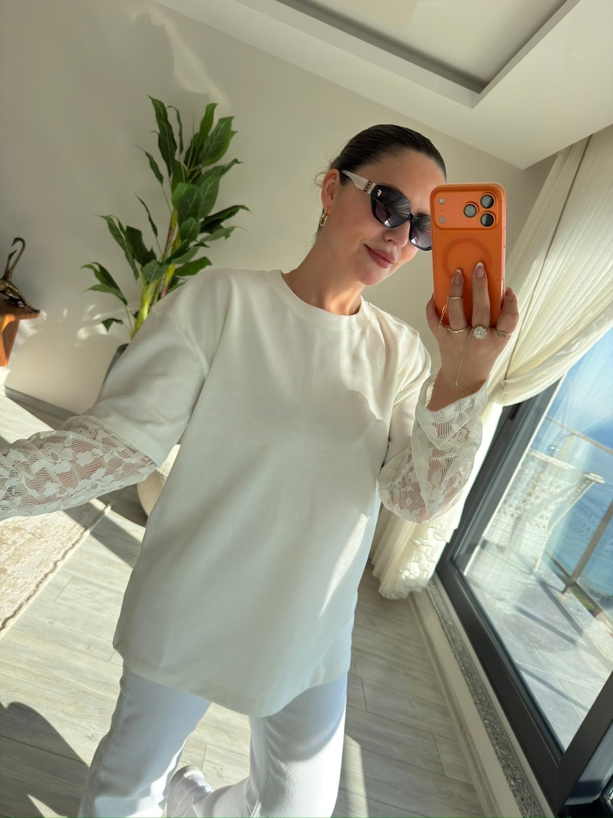 0886 Kolu Dantelli Sweat EKRU