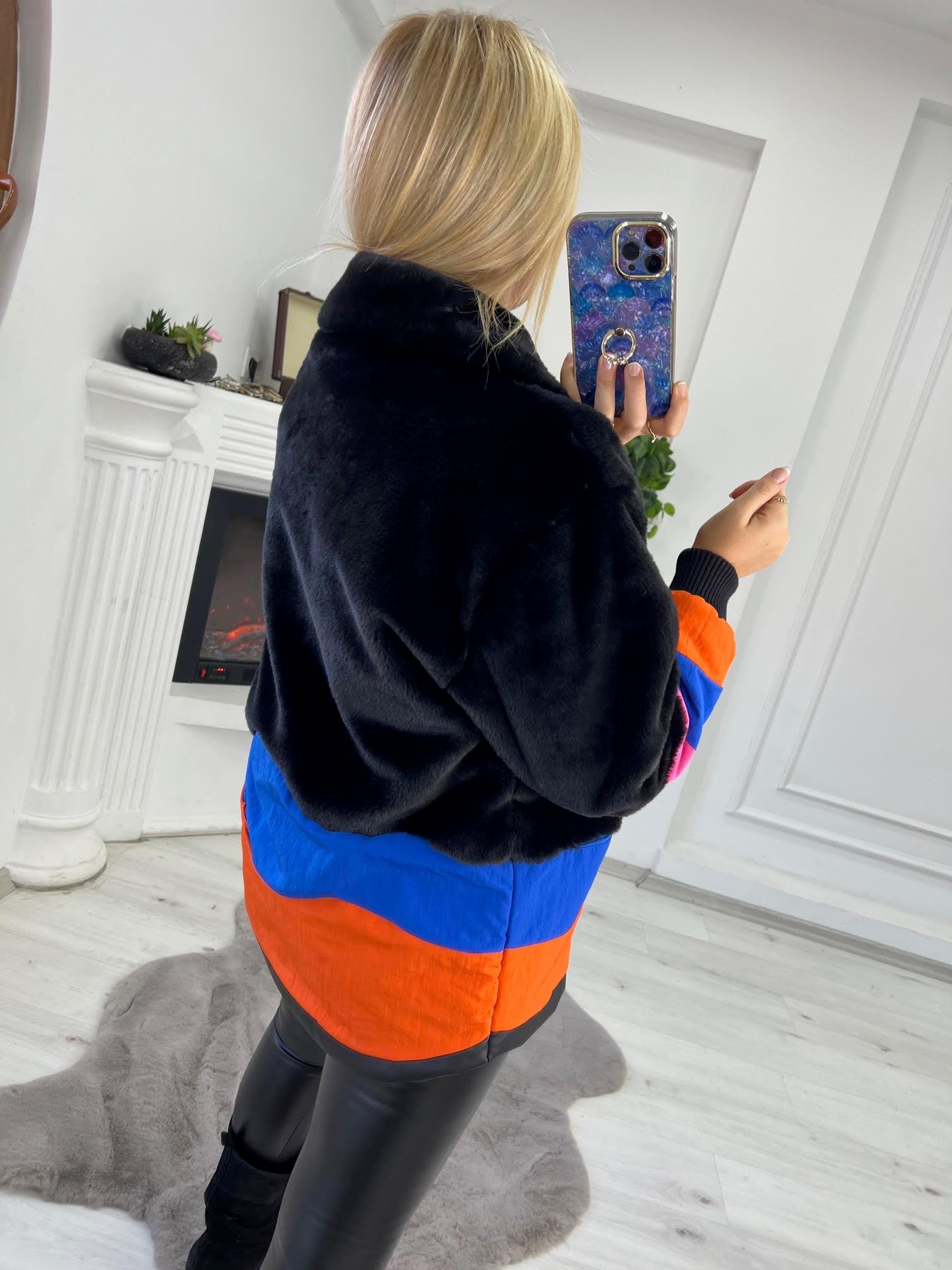 09 Renkli Peluş Mont SİYAH