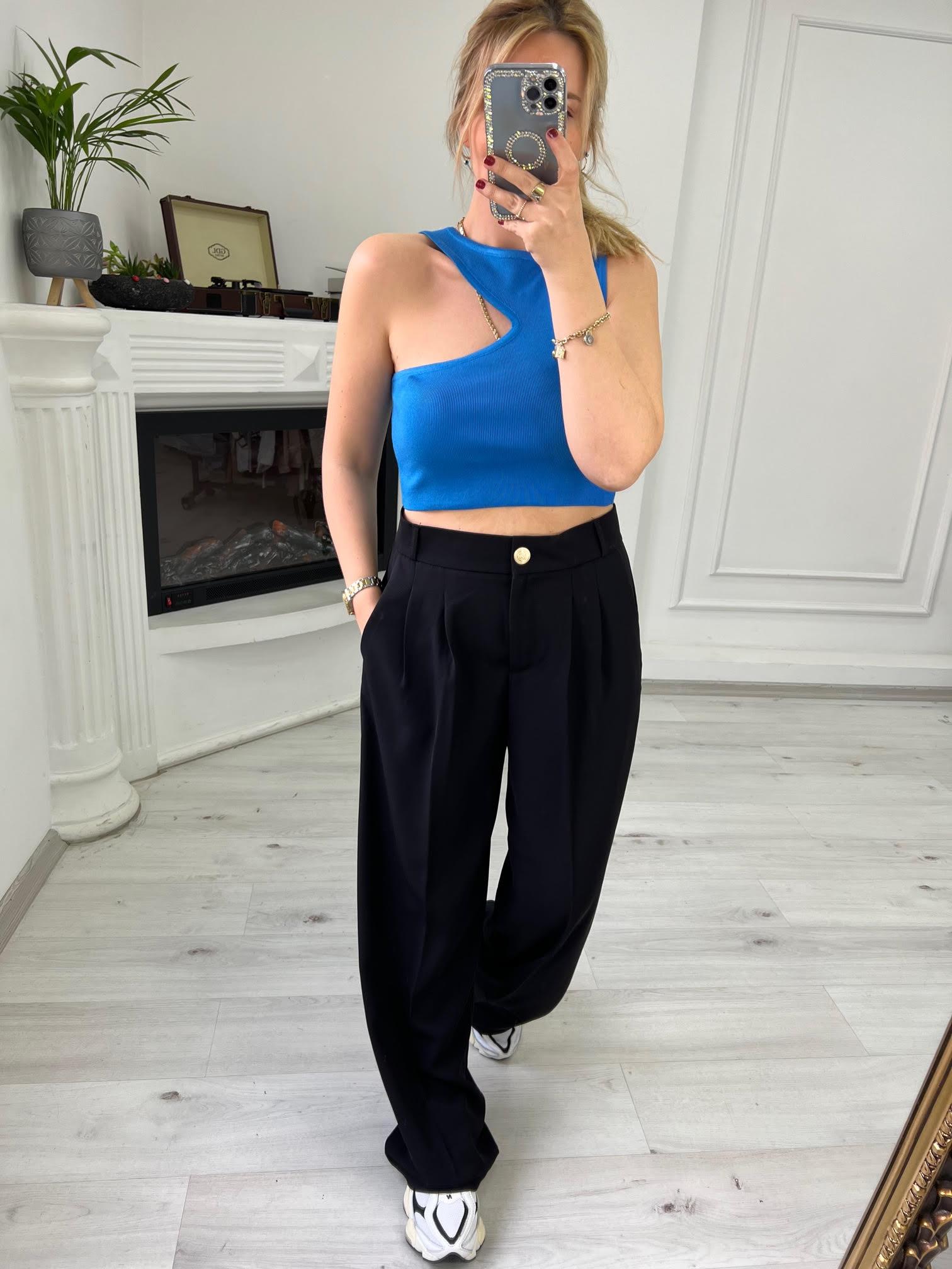 10173 Bisiklet Yaka Dekolte Crop SAKS