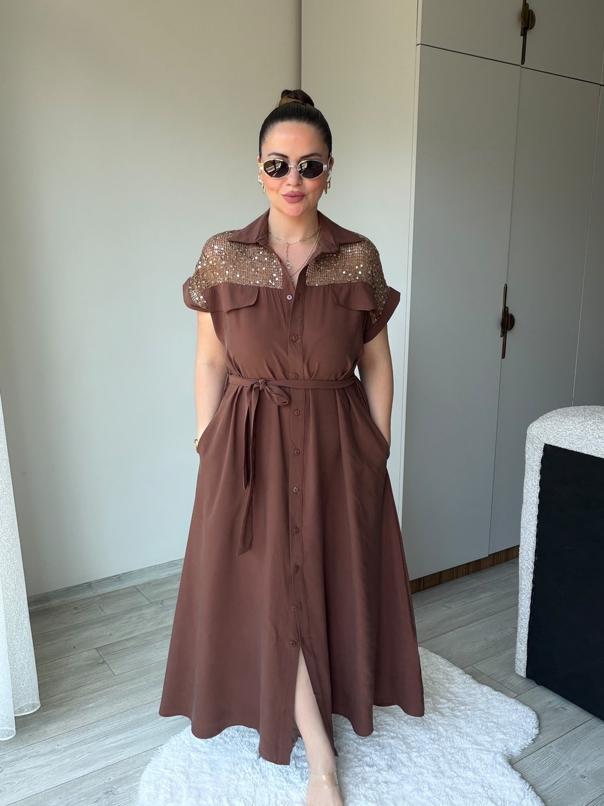 1107 Payet Detay Elbise KAHVE