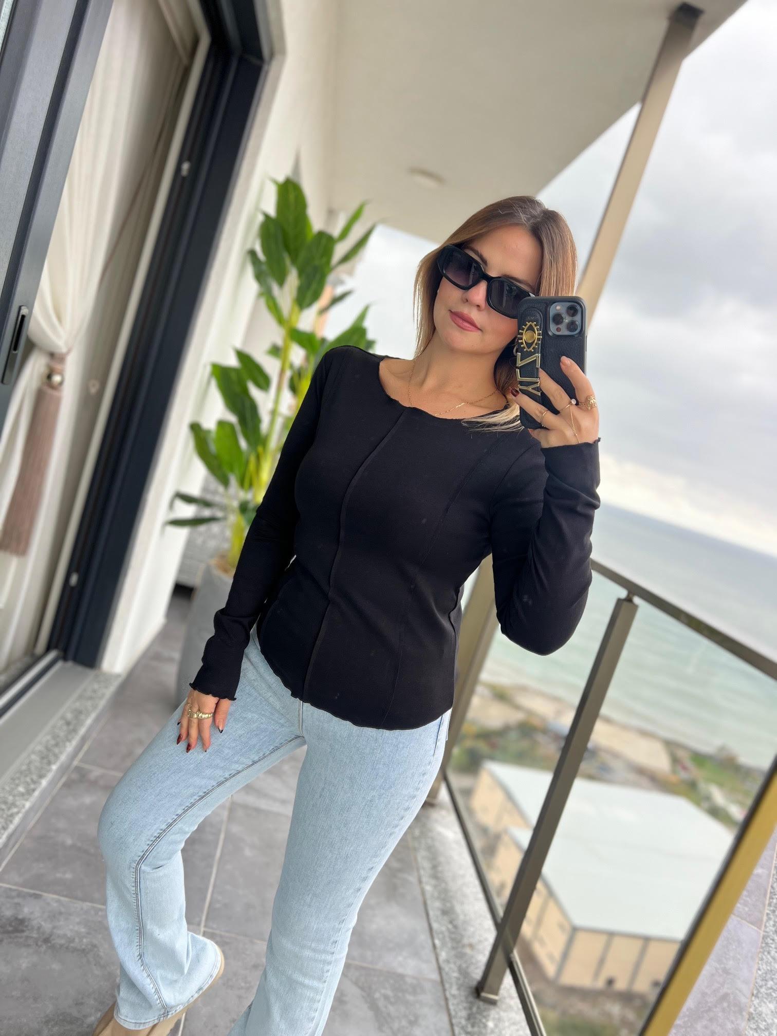 16454 Önü Dikişli Tshirt SİYAH