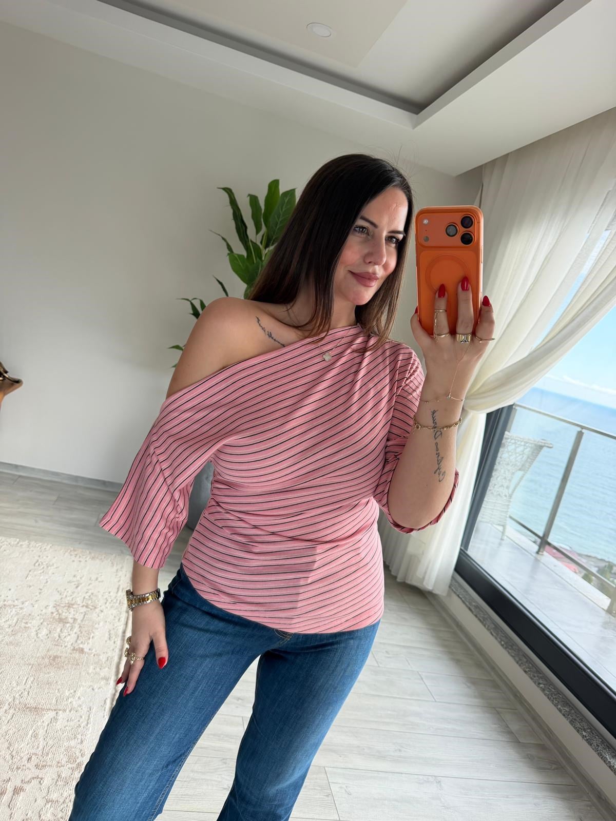2318 Kayık Yaka Asimetrik Top PEMBE