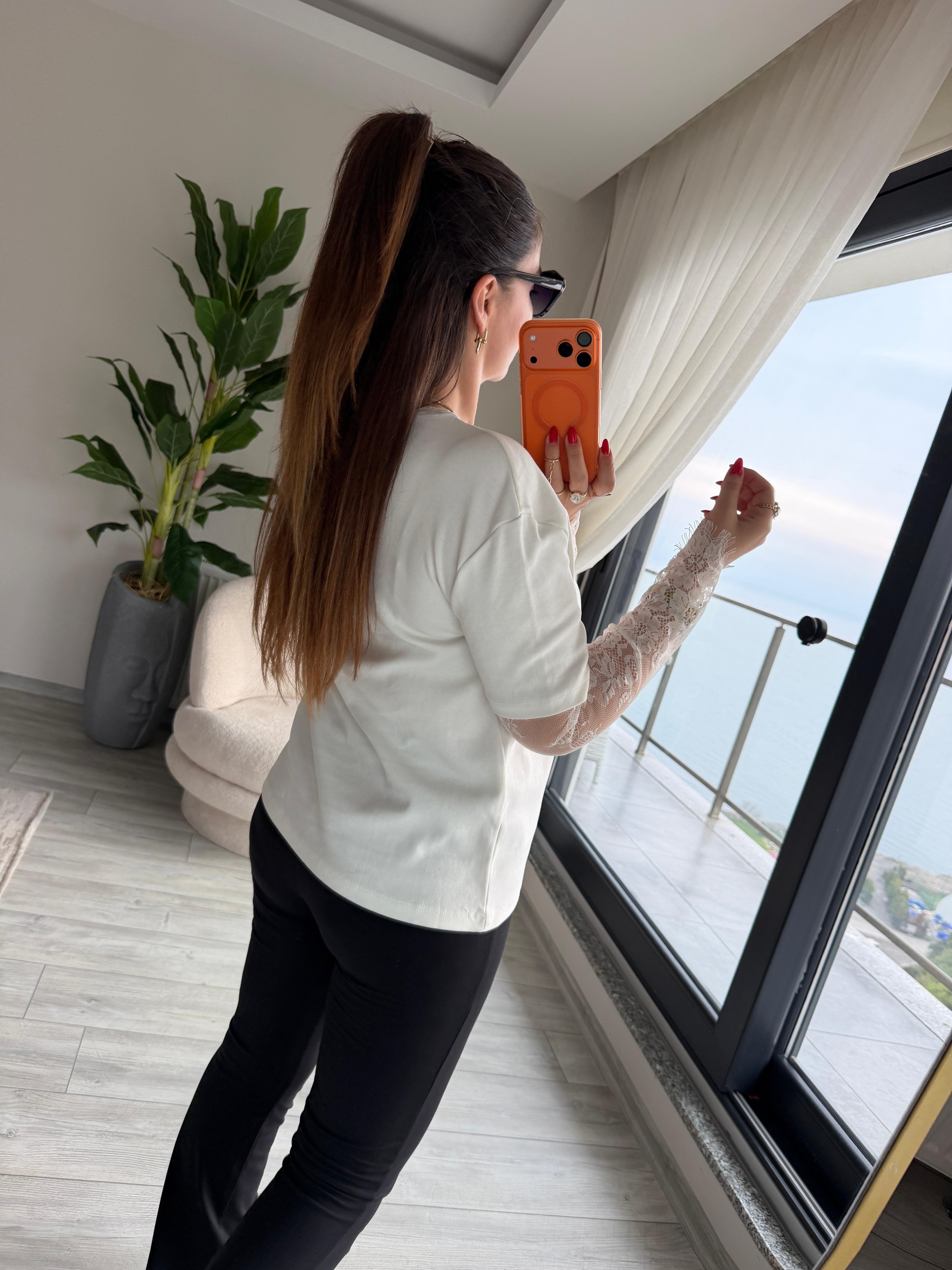 2320 Kolları Dantelli Tshirt EKRU