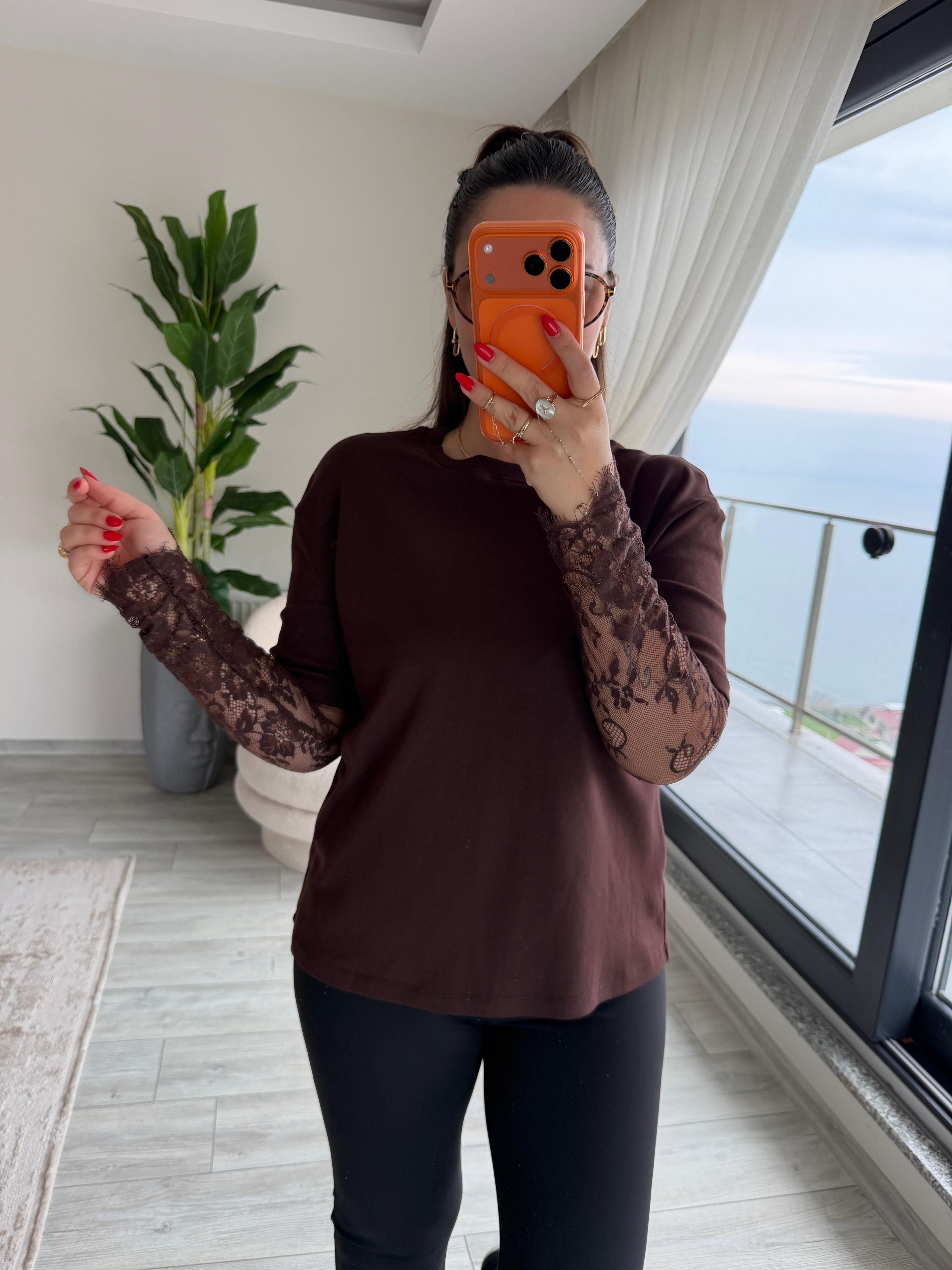 2320 Kolları Dantelli Tshirt KAHVE