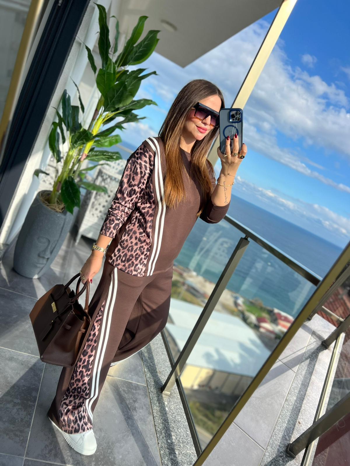 2335 Leoparlı Biyeli Takım KAHVE