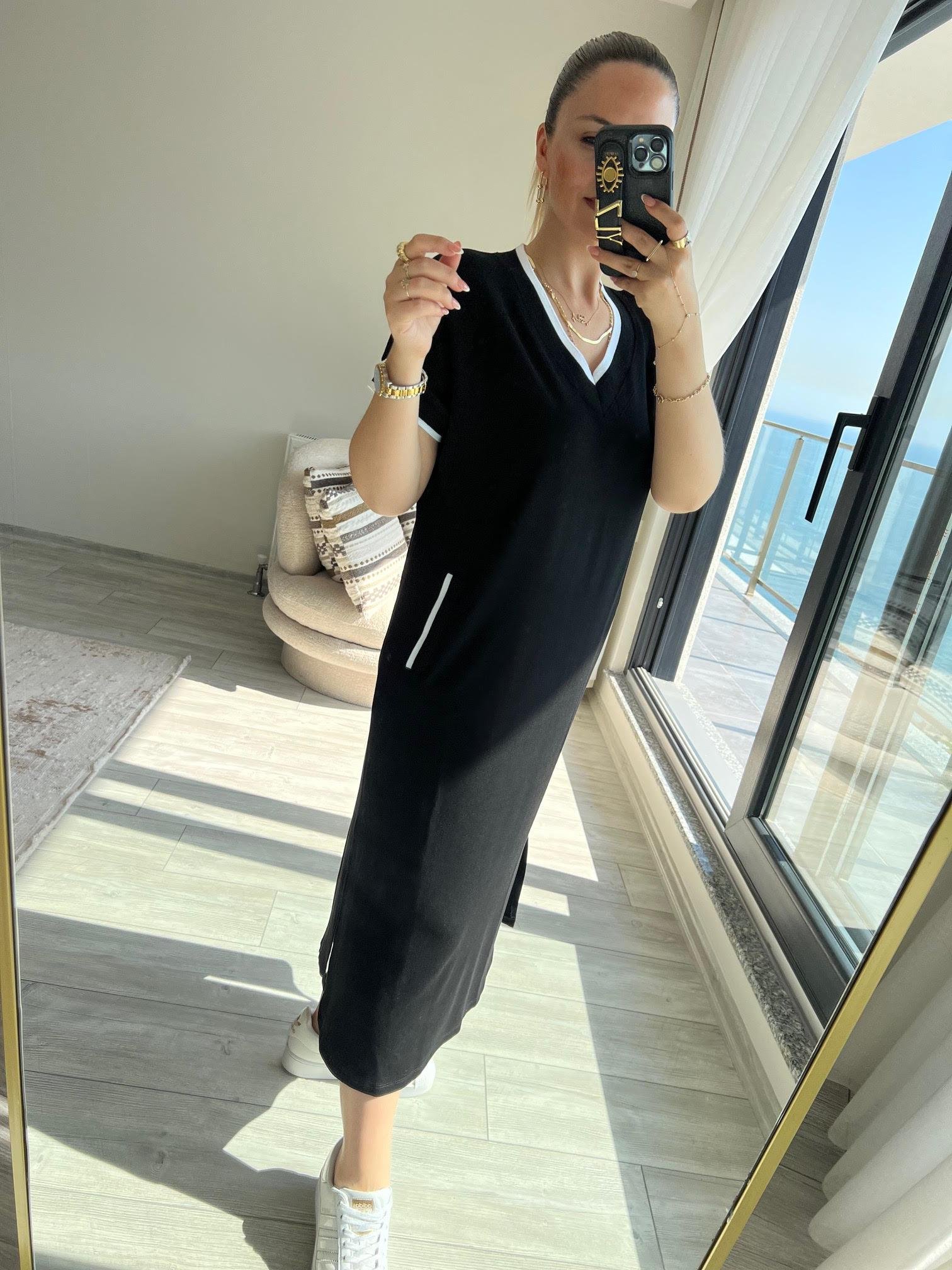279046 V Yaka Elbise SİYAH