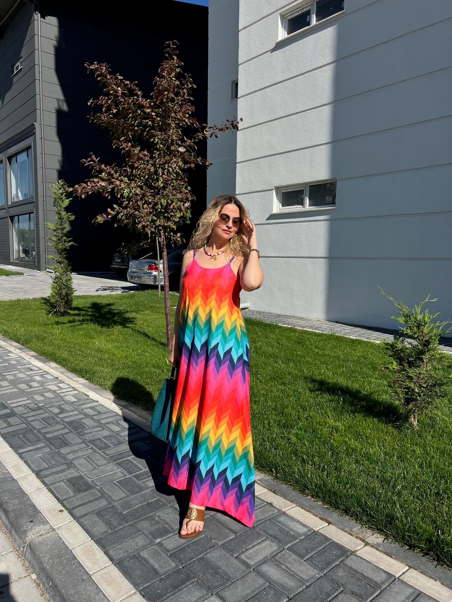 279117 İp Askılı Renkli Elbise RENK