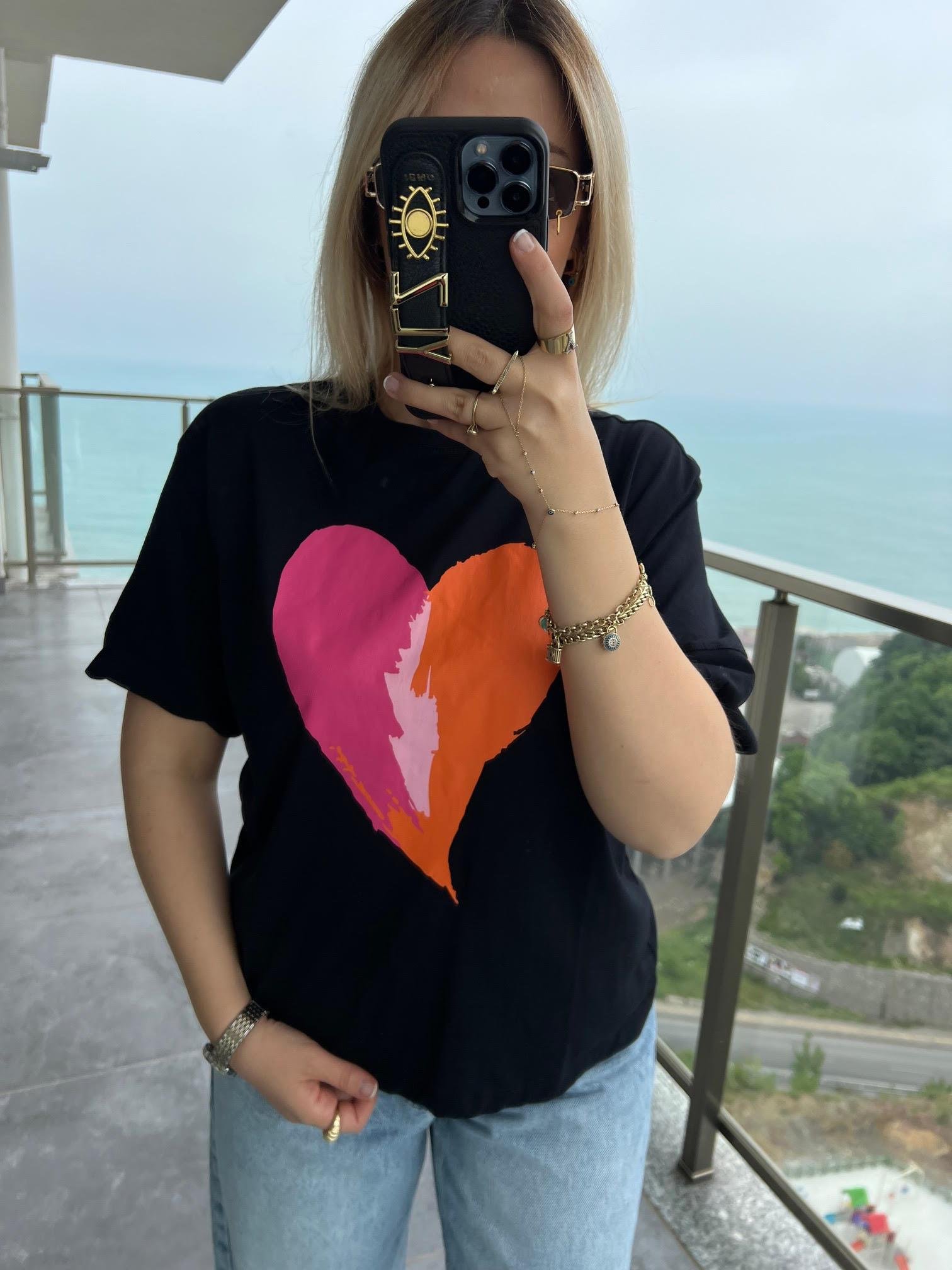 28440 Önü Baskılı Tshirt SİYAH