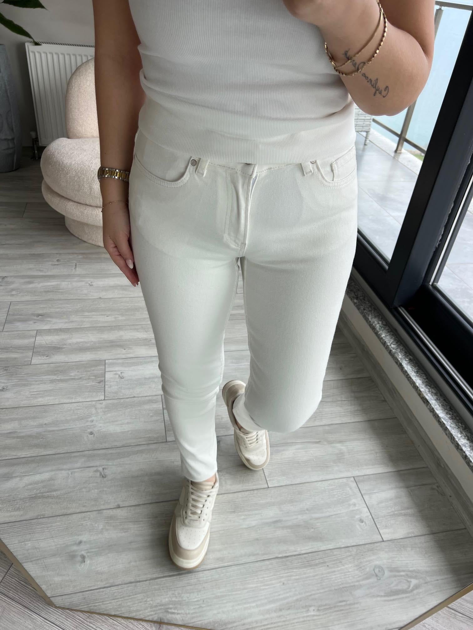 315 Slim Boyfriend Jean EKRU