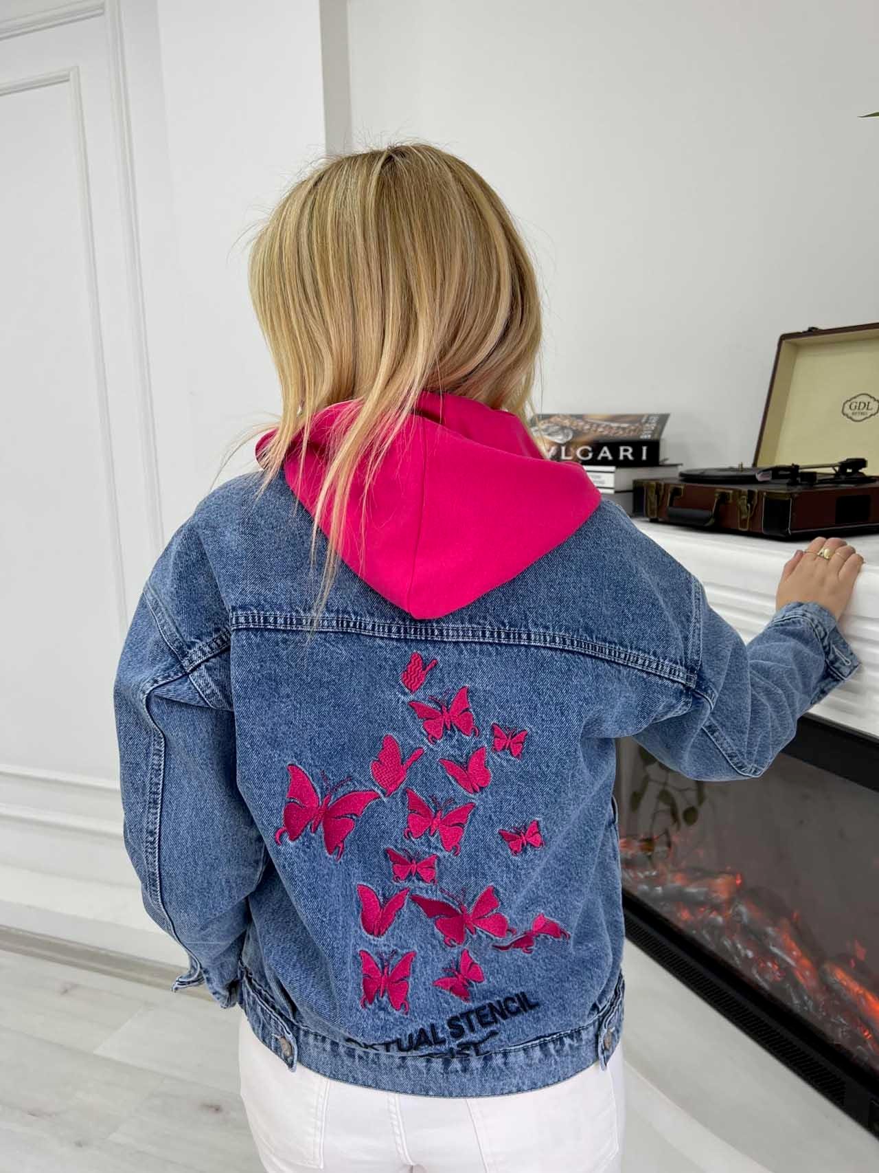 332  Kapüşonlu Kelebek Nakışlı Jean Ceket PEMBE