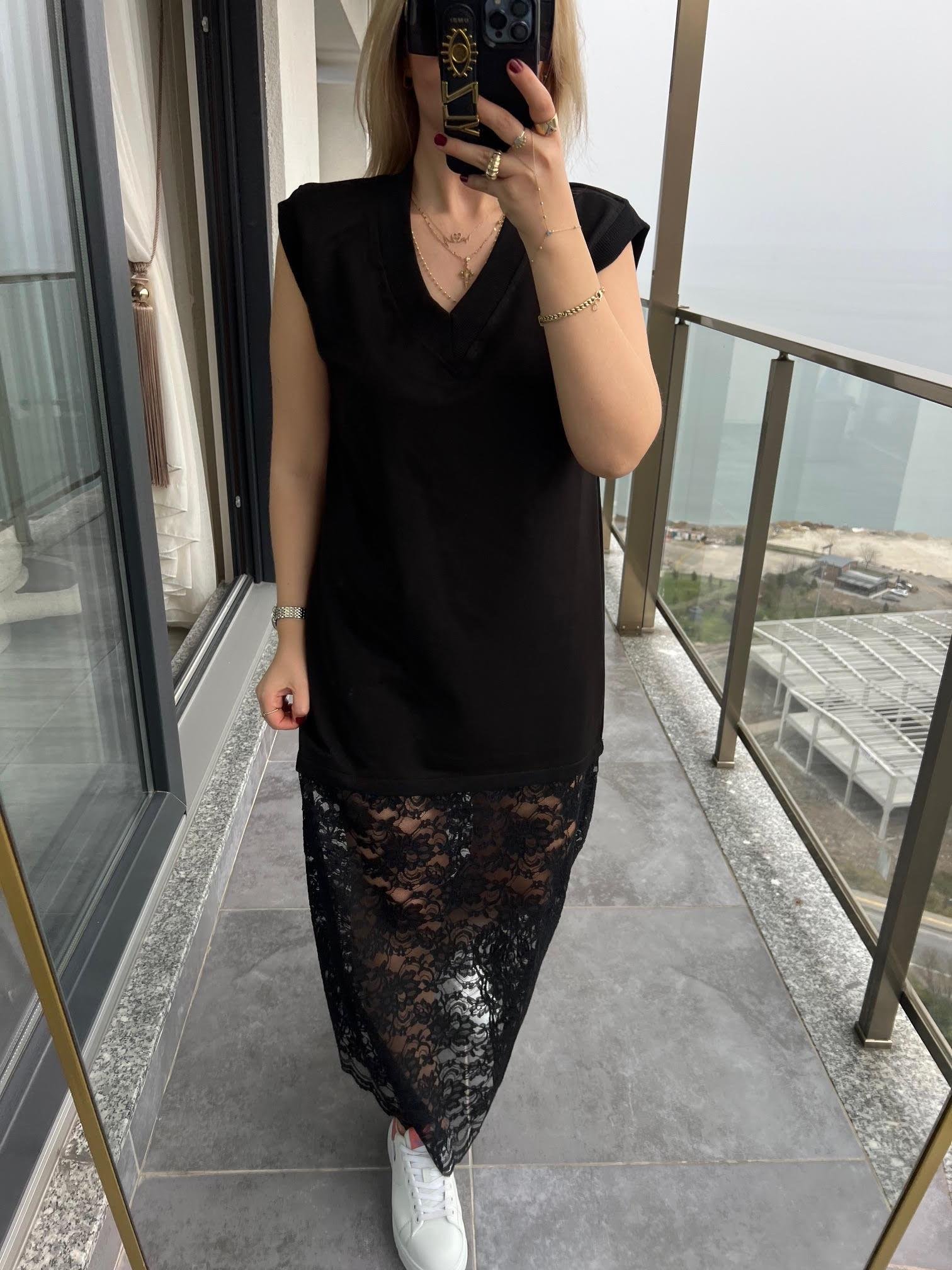 34067 Eteği Dantelli Elbise SİYAH