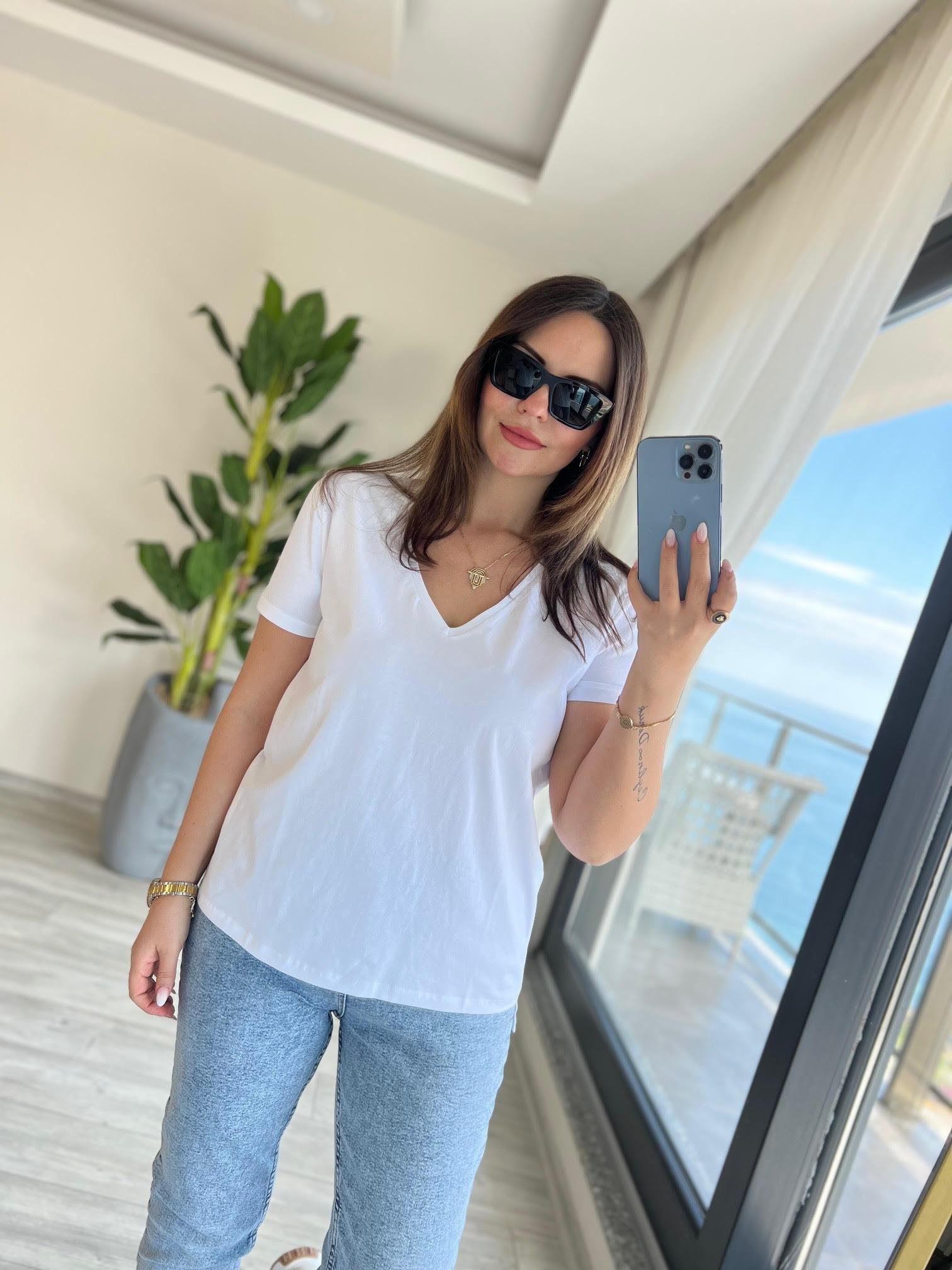 3470 V Yaka Basic Tshirt BEYAZ