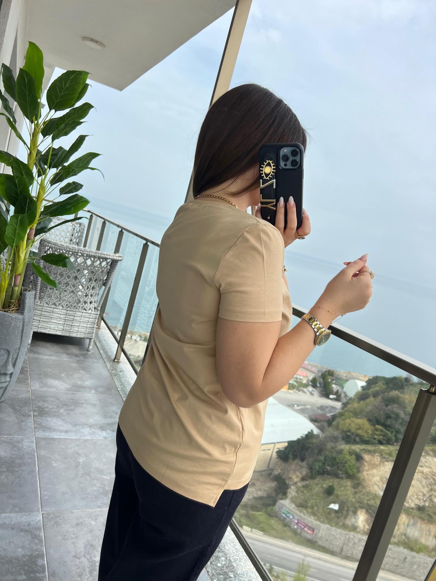 3470 V Yaka Basic Tshirt CAMEL