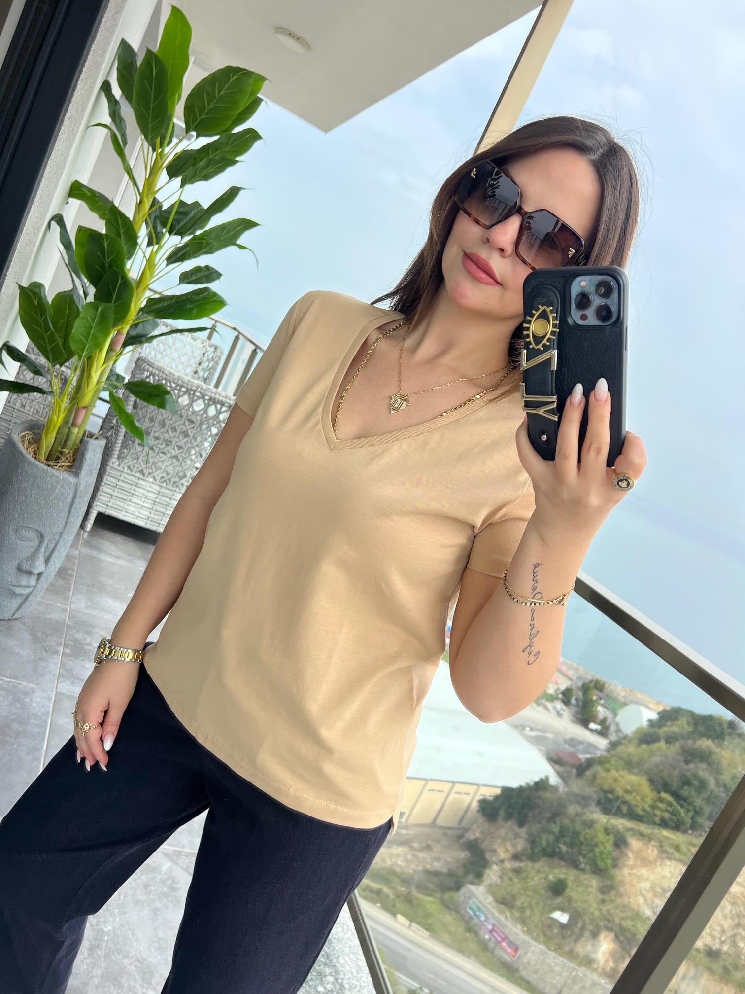 3470 V Yaka Basic Tshirt CAMEL