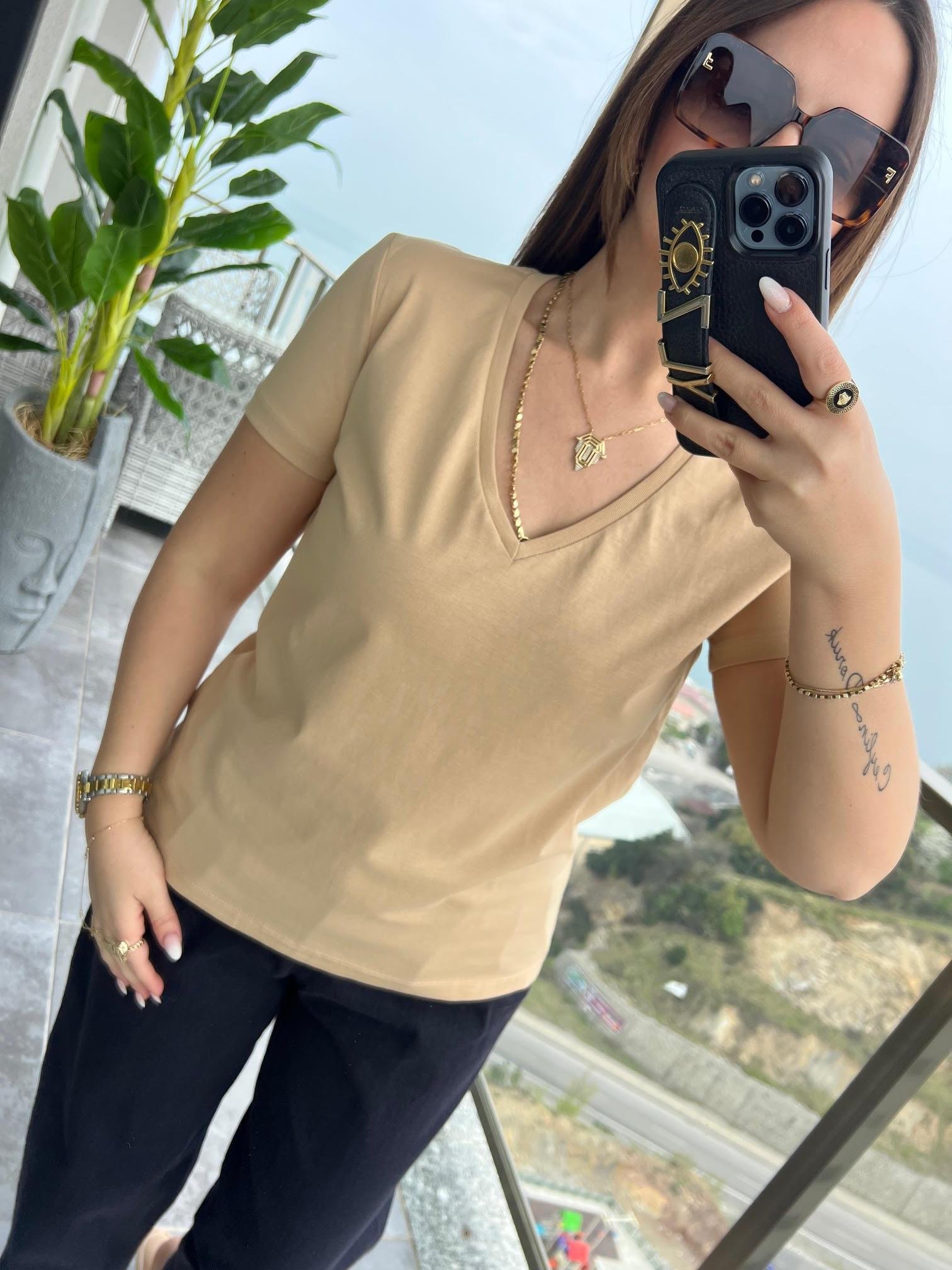 3470 V Yaka Basic Tshirt CAMEL