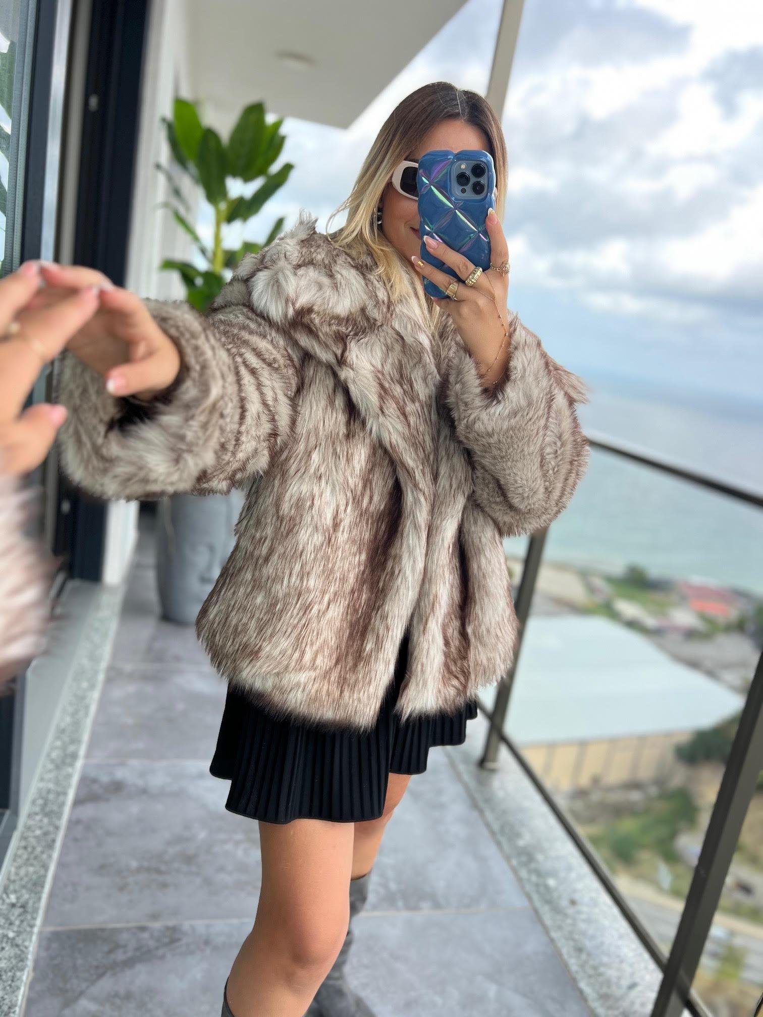 4105 Kısa Madonna Kürk BEJ