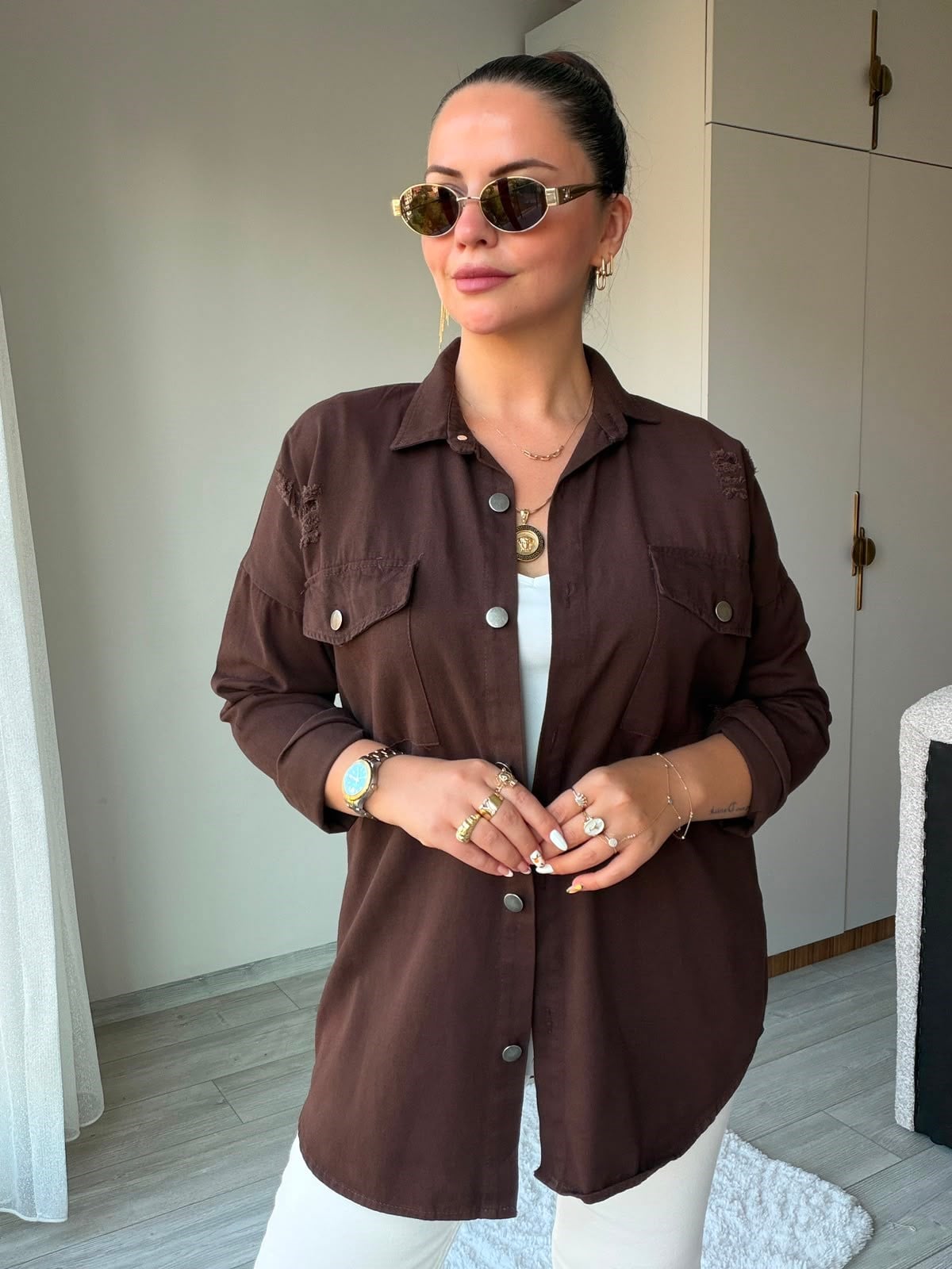 479 Uzun Yırtıklı Gabardin Gömlek KAHVE