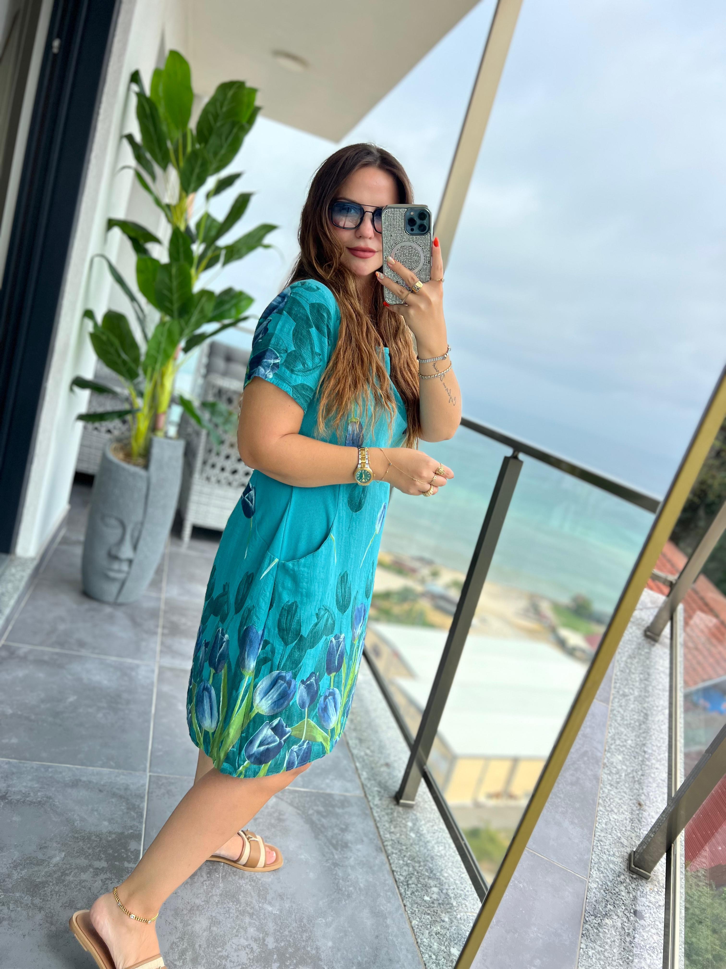 51017 Lale Desen Kısa Elbise MİNT