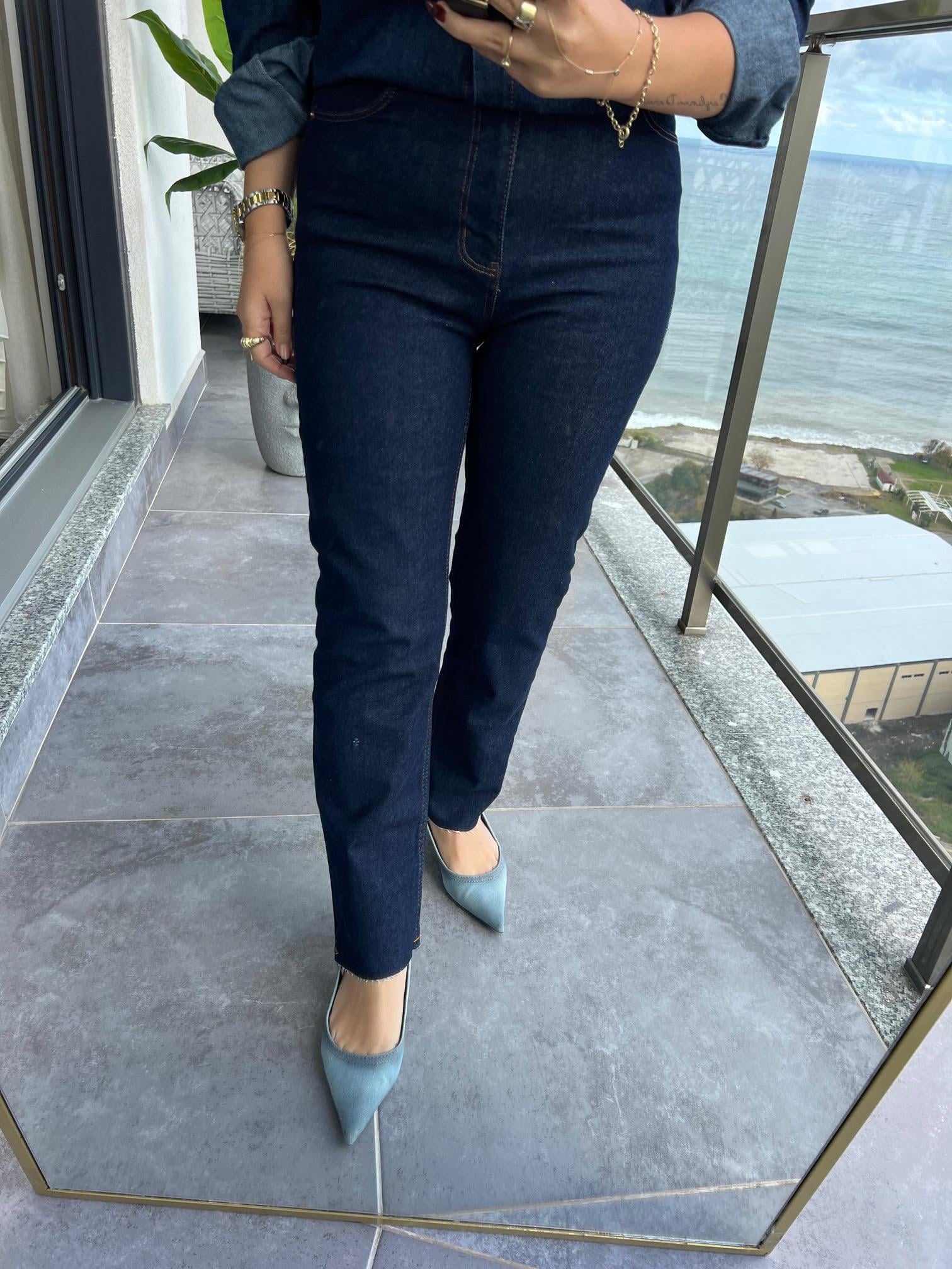 520 Kesik Paça Jean LACİVERT