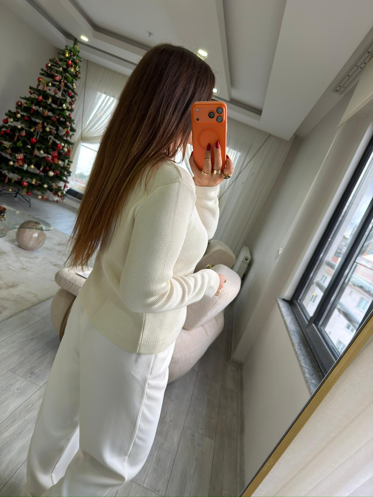 5446 Gold Düğmeli Yakalı Hırka KEMİK