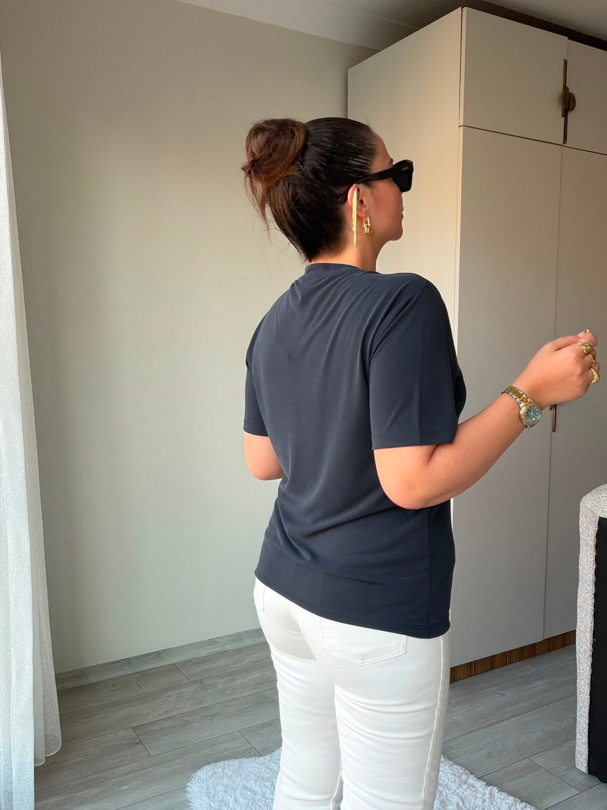 690 V Yakalı Modal Tshirt SİYAH