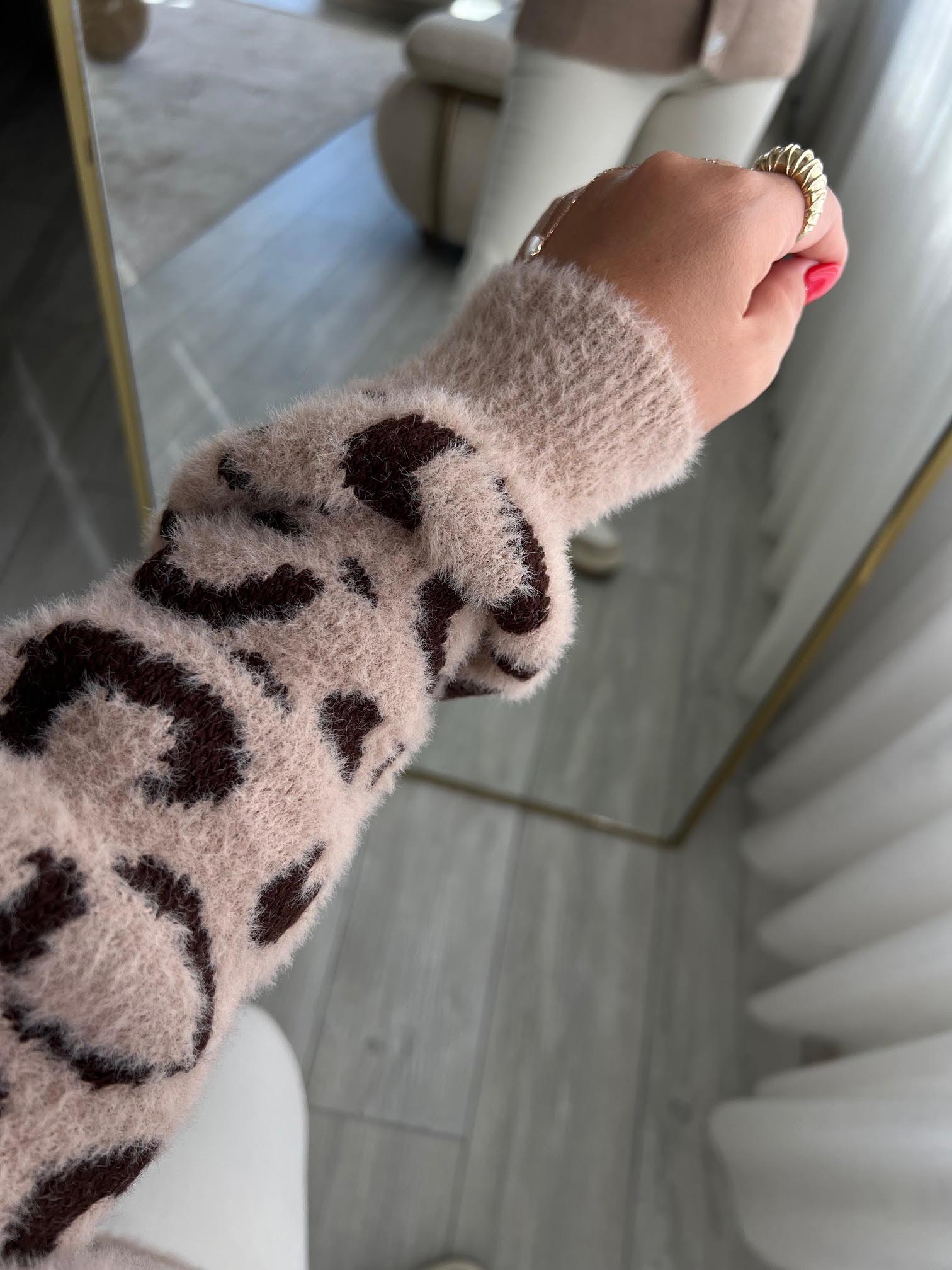 7588 Angora Leopar Desenli Hırka BİSKÜVİ