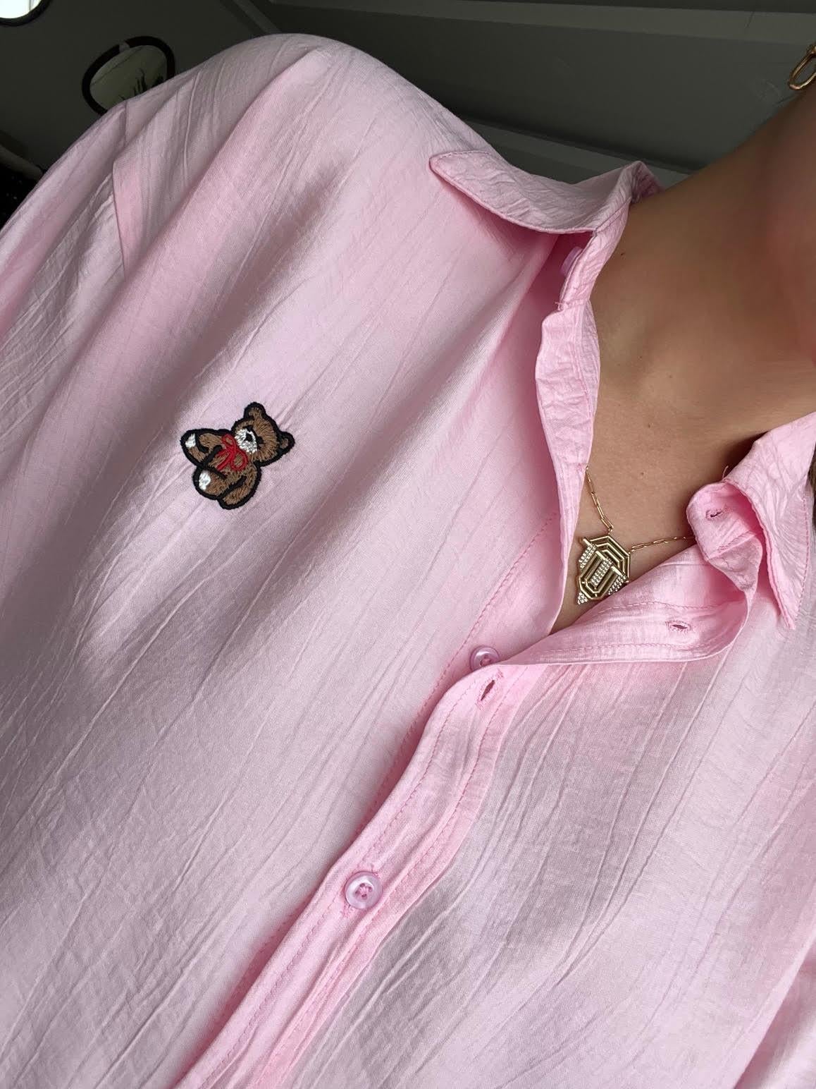 8047 Ayıcık İşlemeli Gömlek PEMBE